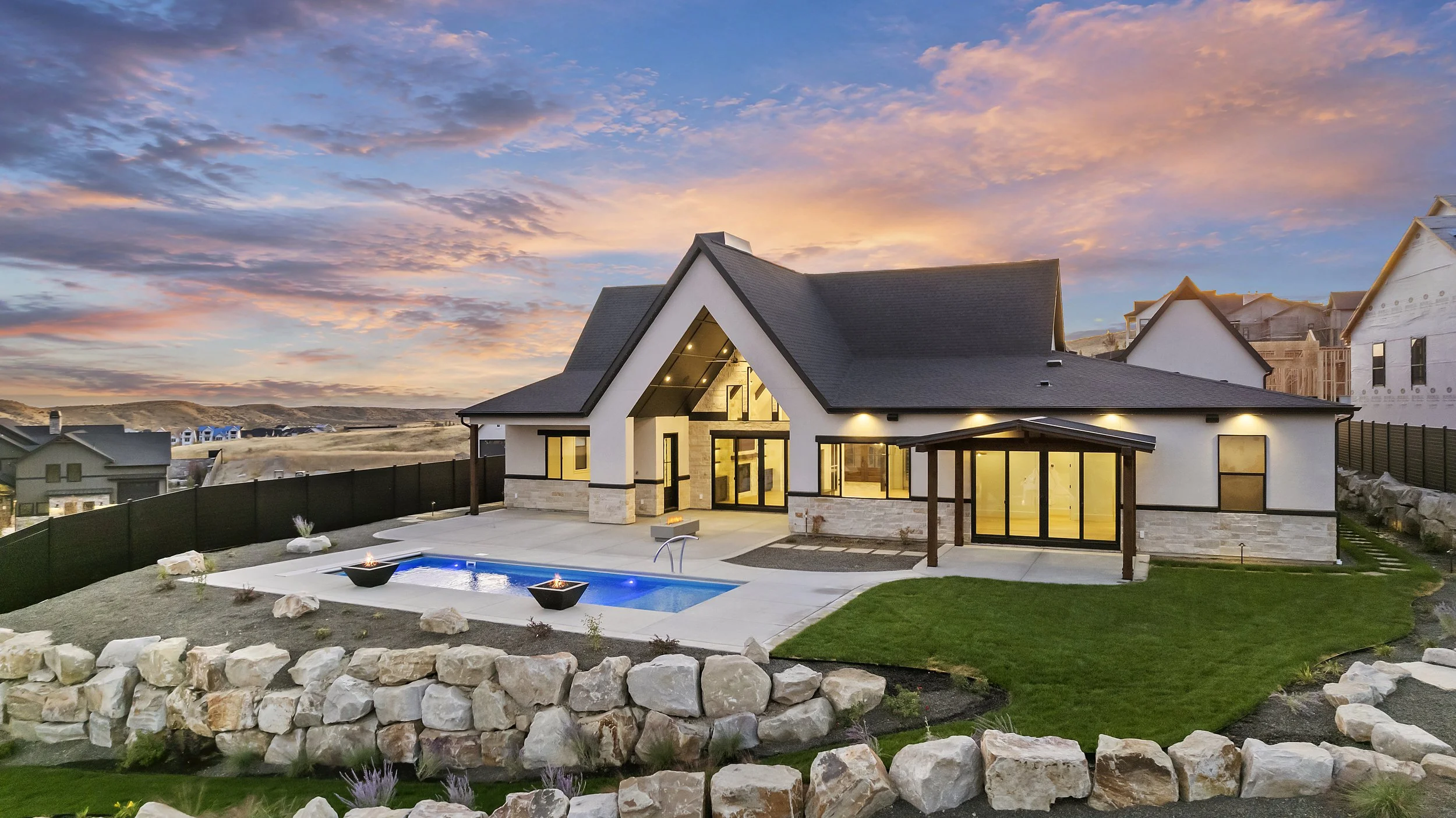 134-7068 N Cairnhill Wy_014.jpg
