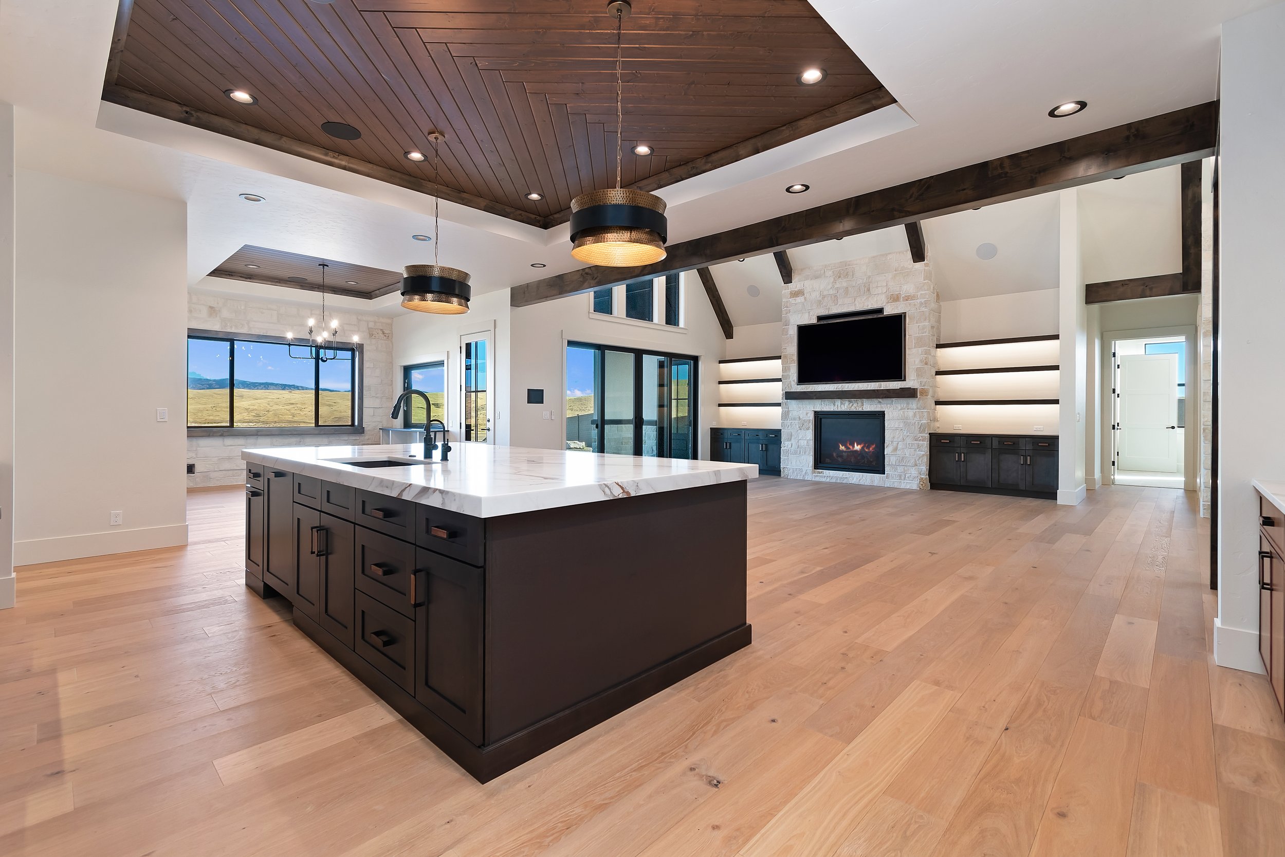 081-7068 N Cairnhill Wy_081.jpg