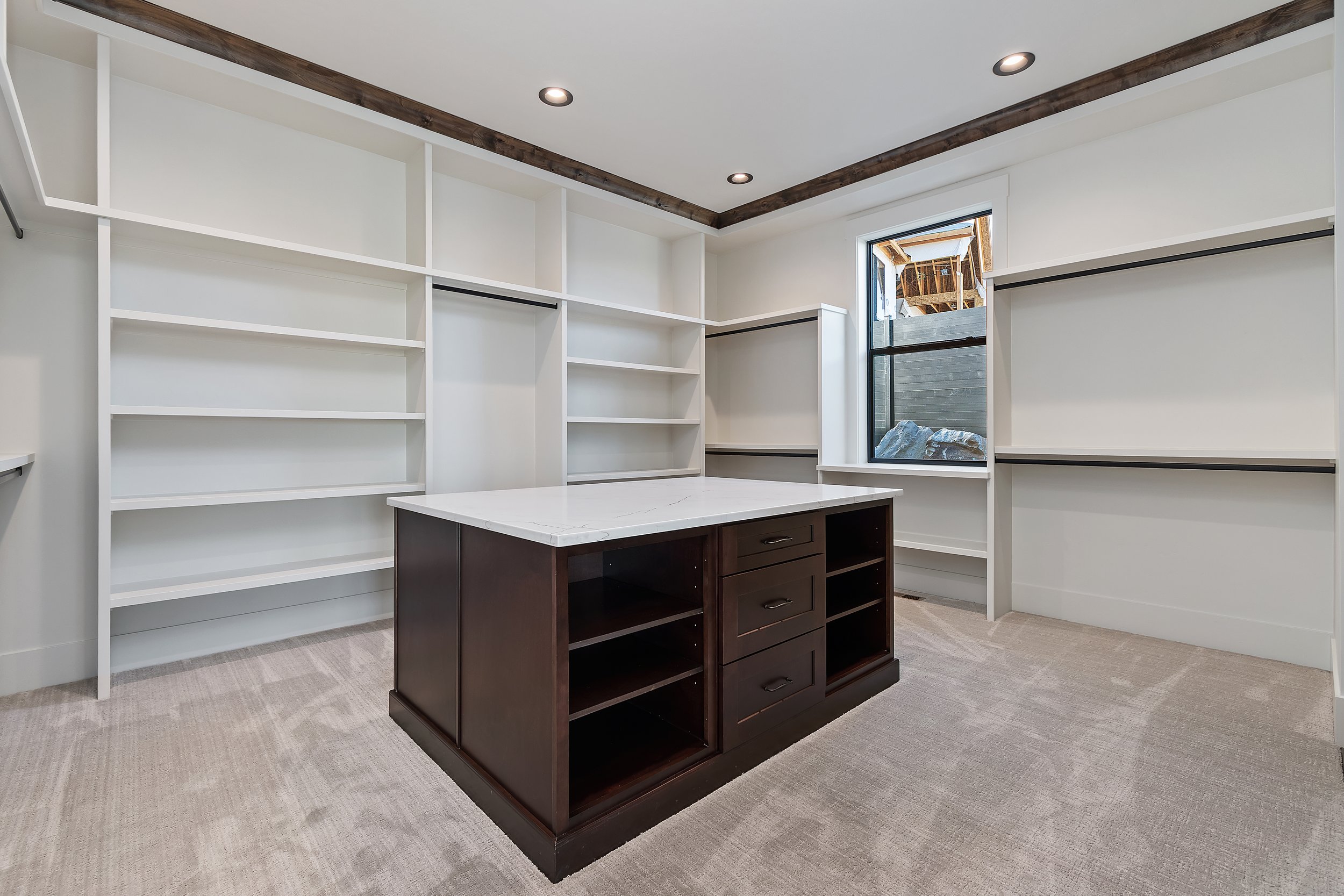 064-7068 N Cairnhill Wy_064.jpg