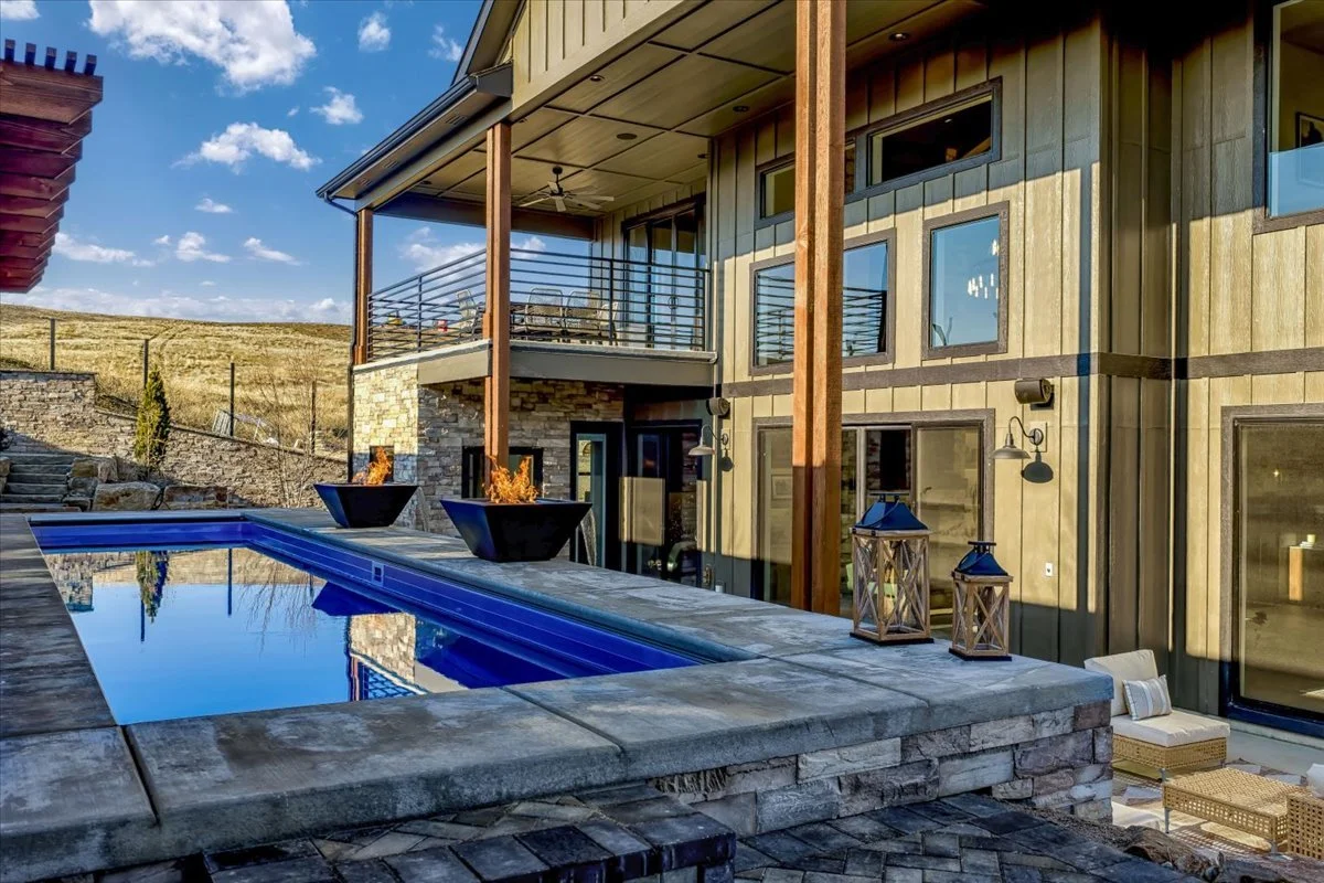 126-Daytime Aerial_4.jpg