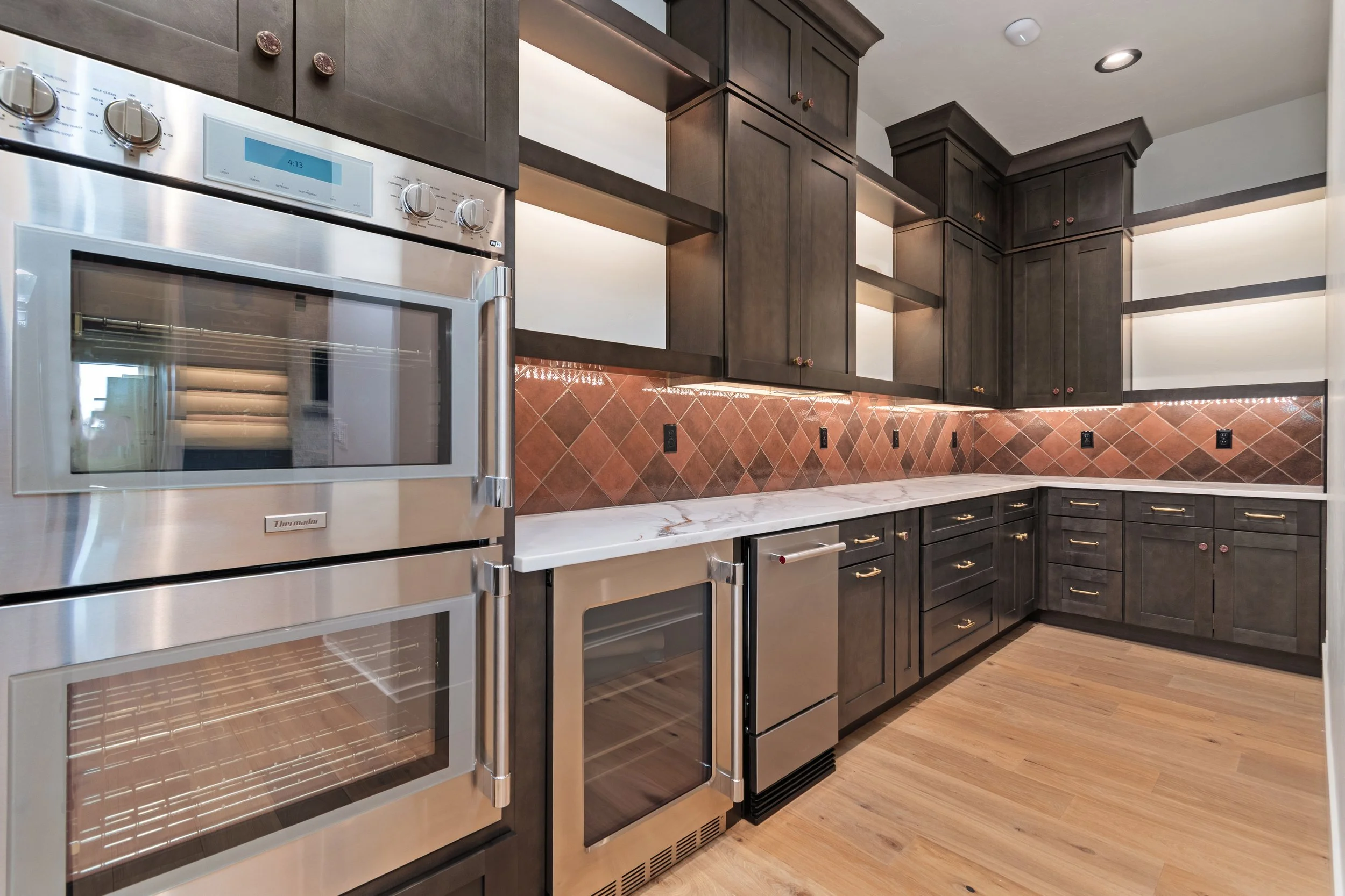 060-7068 N Cairnhill Wy_060.jpg