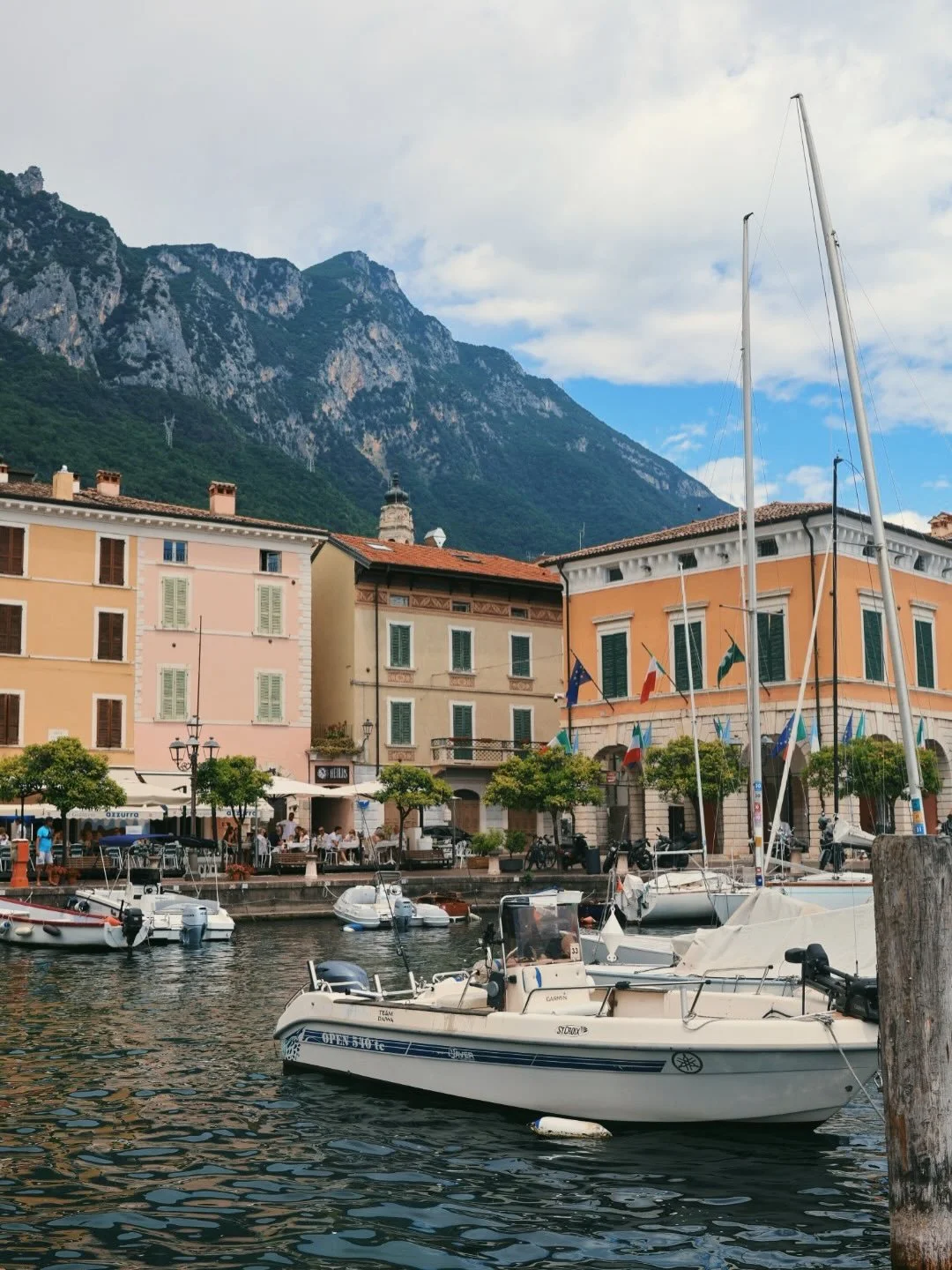 Some very serious R&amp;D happening over here #italia #lagodigarda