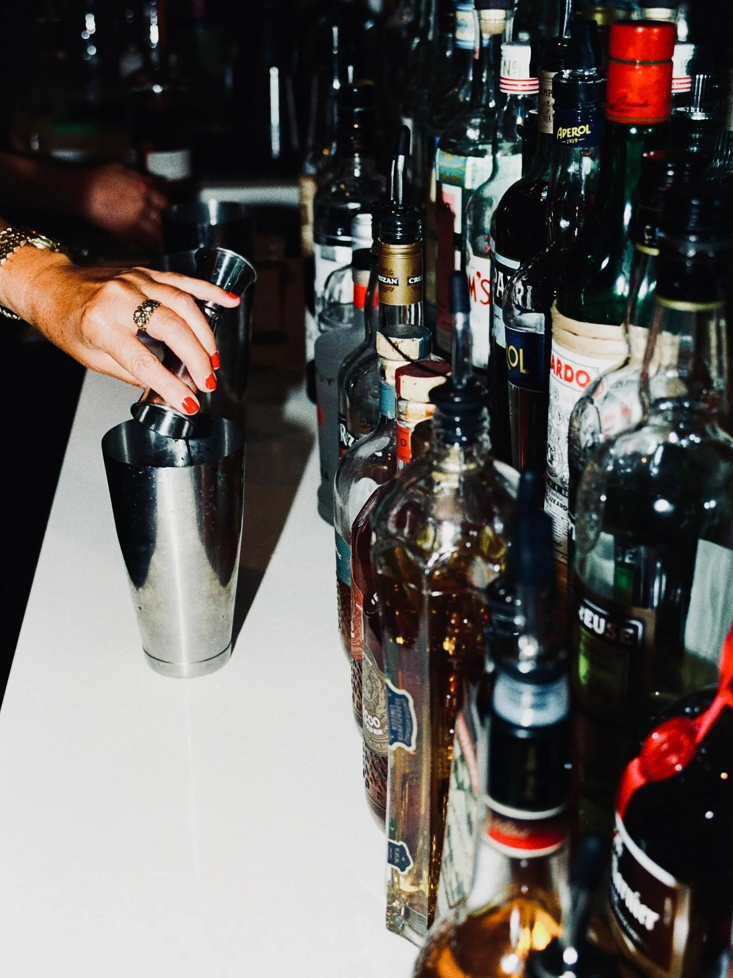 Thank you to all that submitted LakeLine cocktail contest entries!  Some great ones & picking 3 finalists was a tough task...  Congratulations to the 3 finalists:  Wade’s ‘End Of Summer Boat Ride’, Caellaigh&rsquo