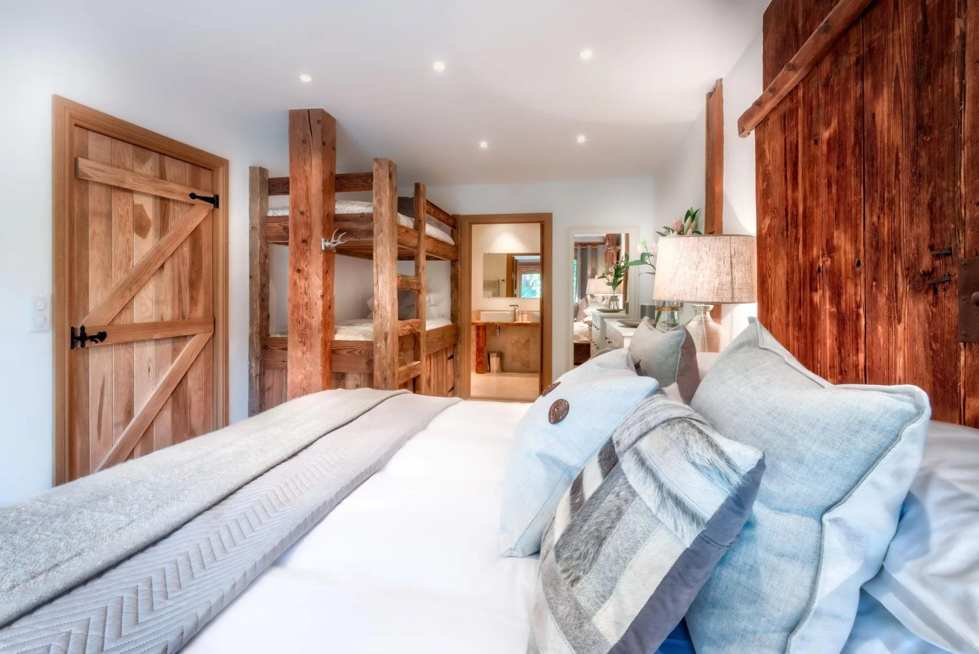 Chalet 46 - Room 6.5.jpg