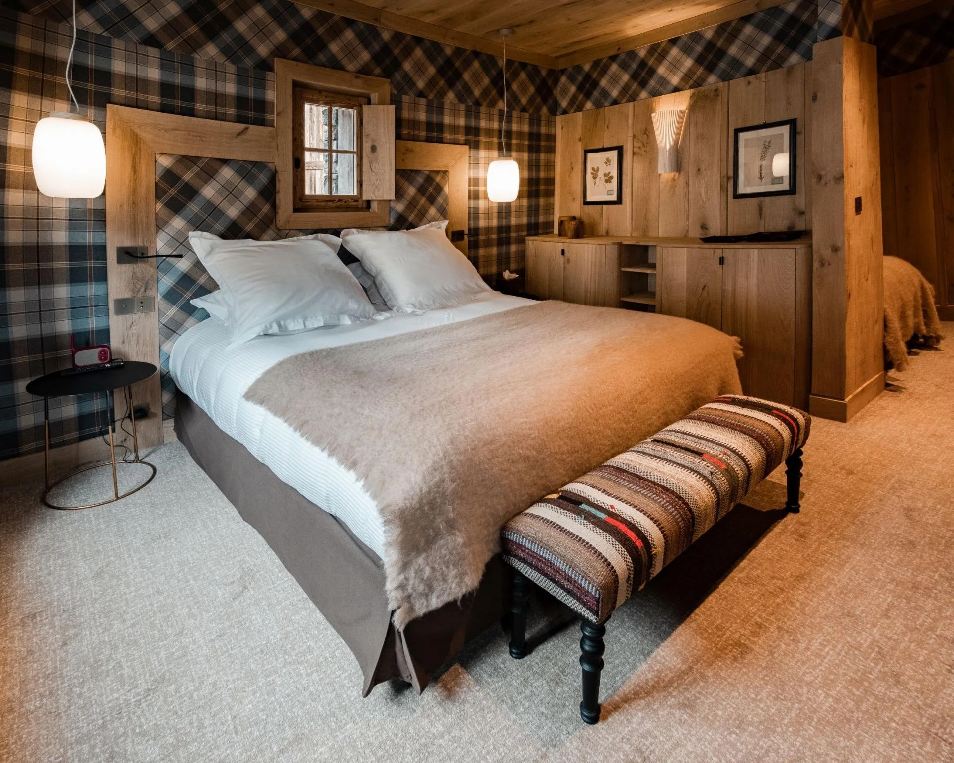 Chalet La Grange - Room 6.jpg