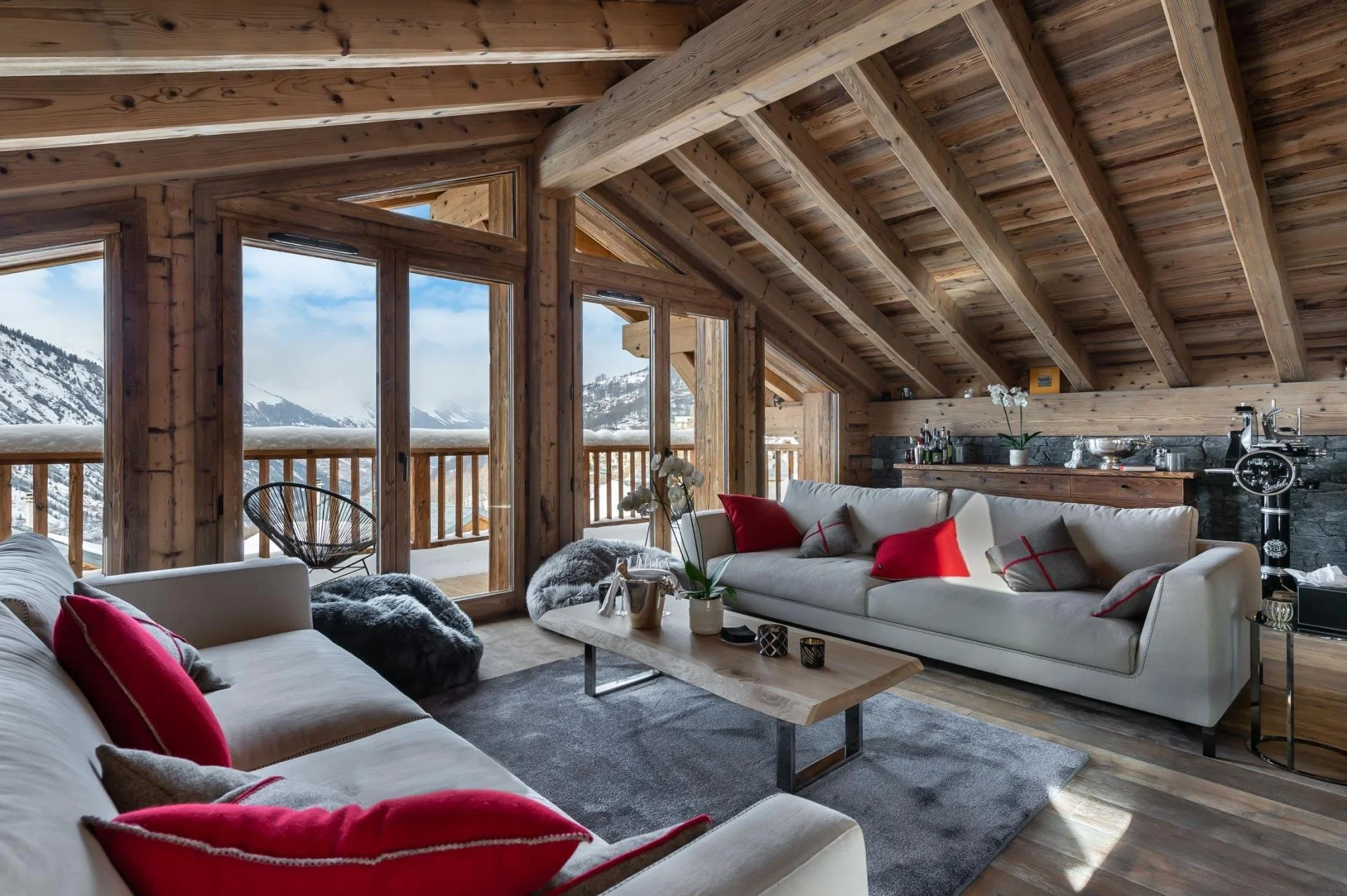 Chalet Pure Black Crystal - Living Room.jpg