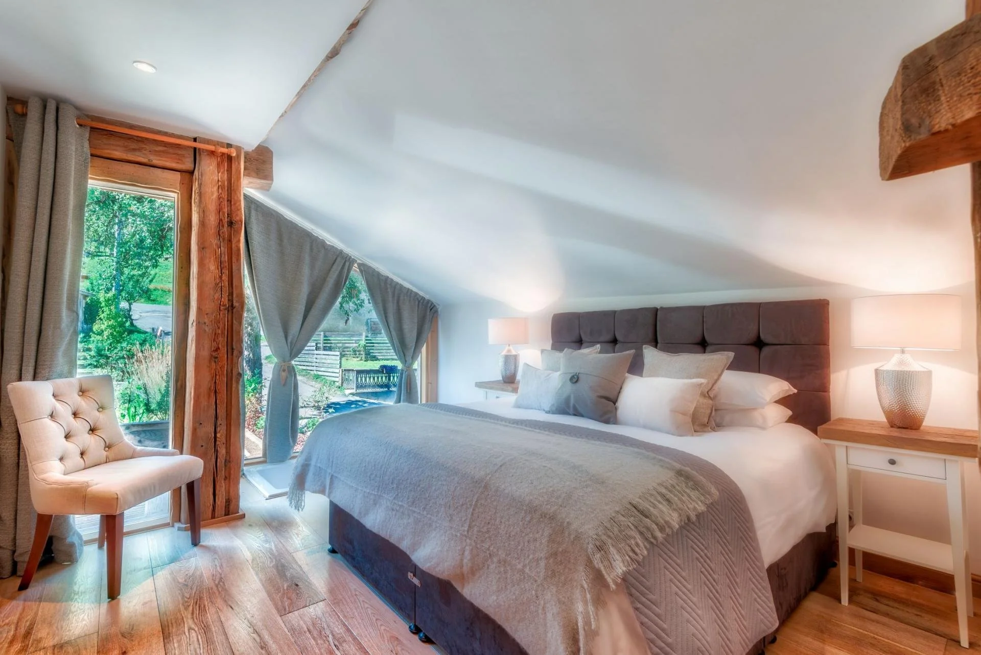 Chalet 46 - Room 2.jpg