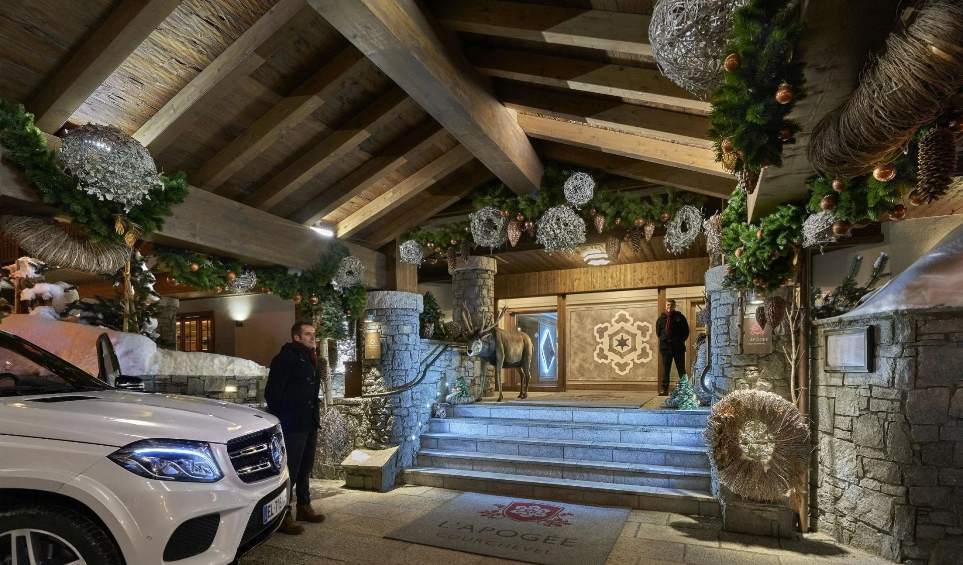 Hotel L'Apogee - Entrance.jpg