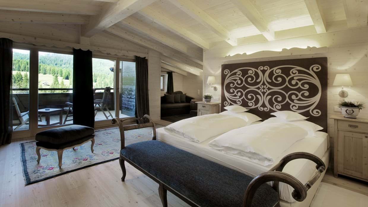 Hotel Ciasa Salares - Room 2.jpg