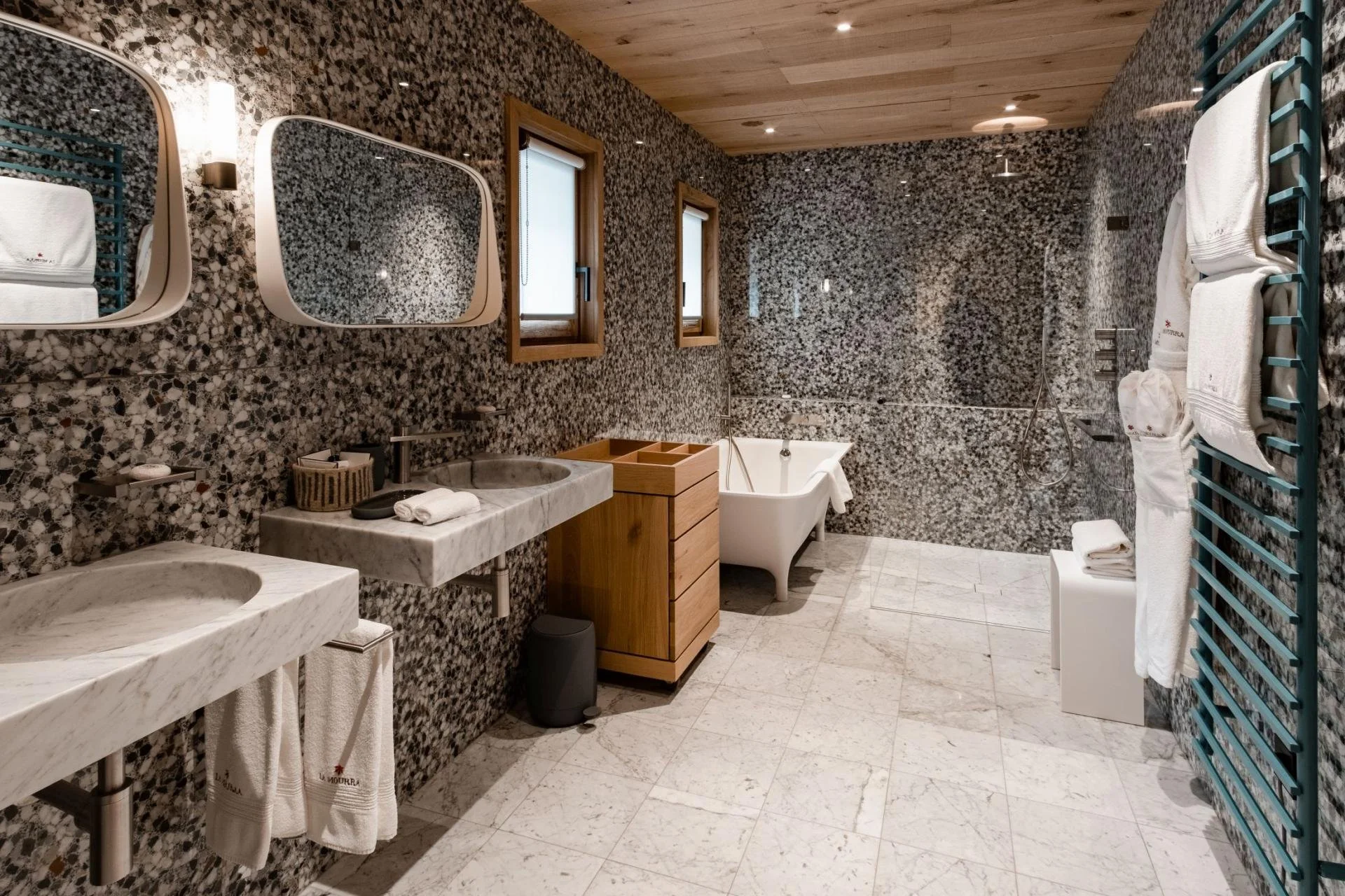 Chalet La Grange - Bathroom 2.jpg