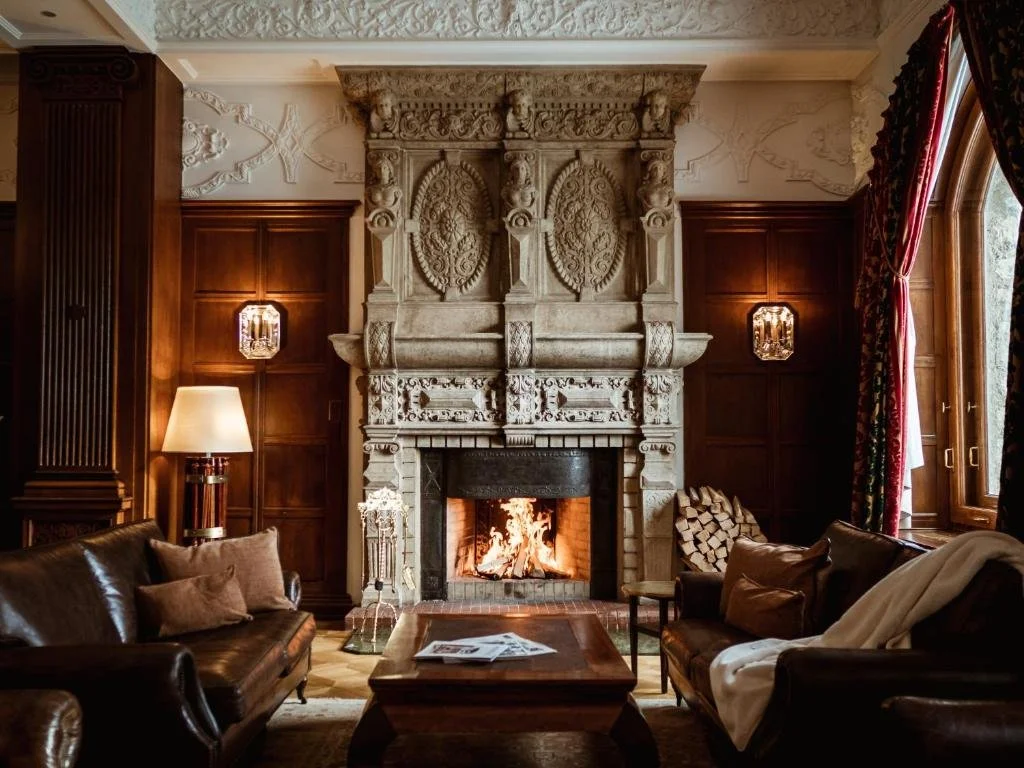 Carlton Hotel - Lounge.jpg