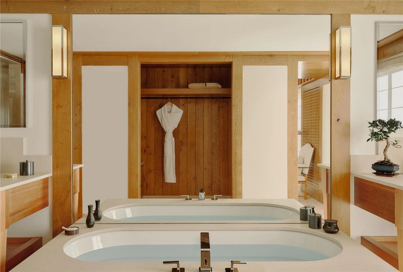 AMAN Le Melezin - Bathroom.jpg