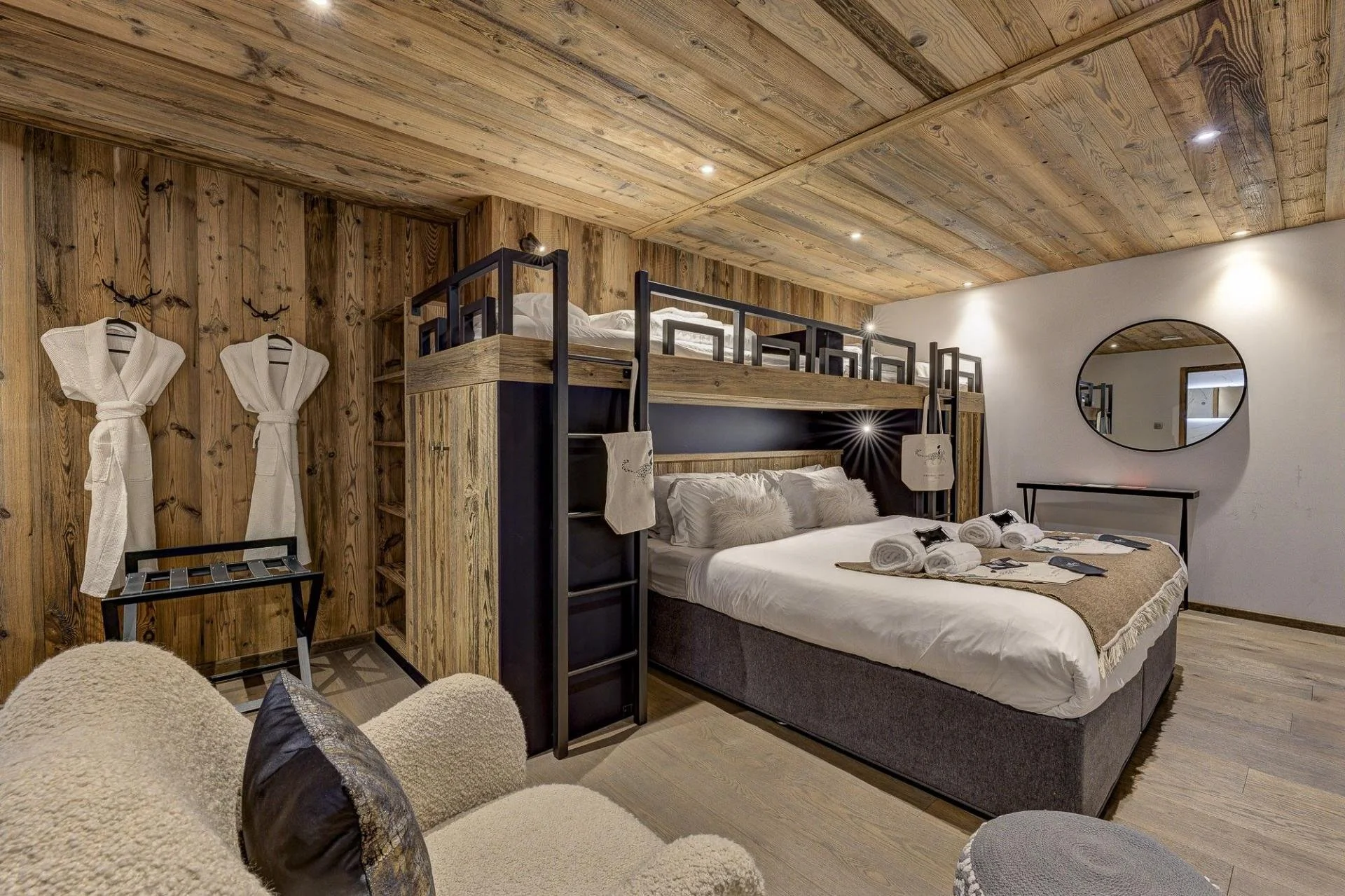 Chalet Goldilocks - Room 4.jpg