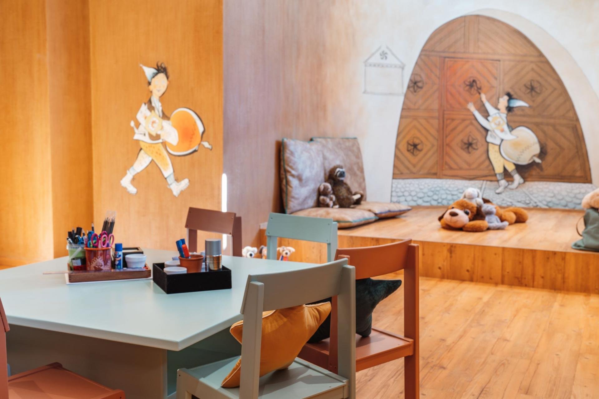 Carlton Hotel - Kids Club.jpg