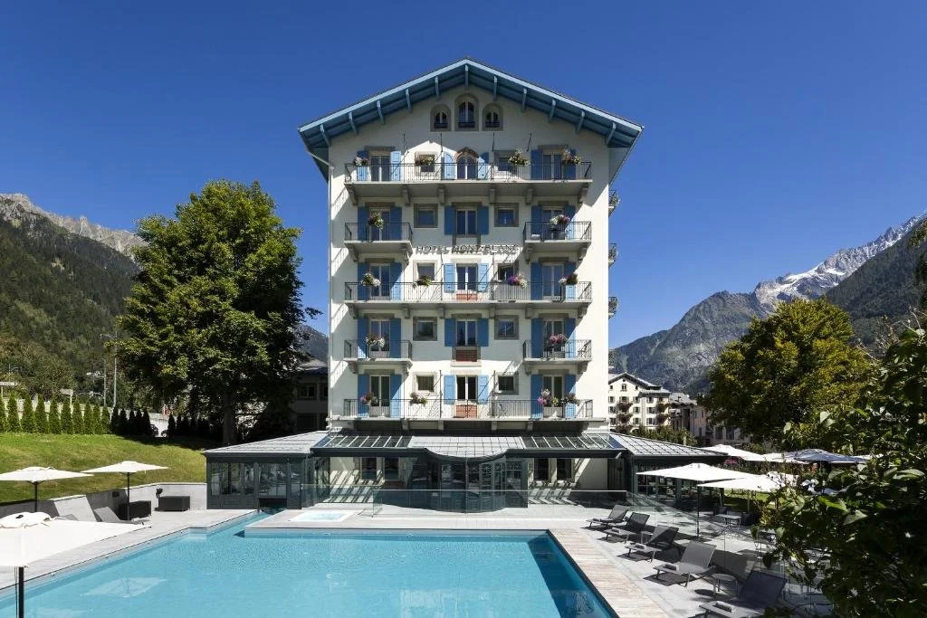 Hotel Mont Blanc Chamonix - Exterior.jpg