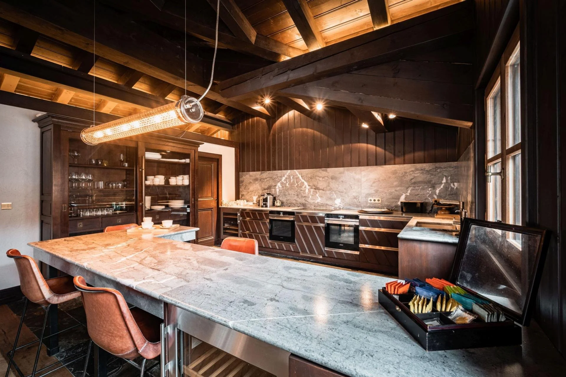 Chalet Ebene - Kitchen.jpg