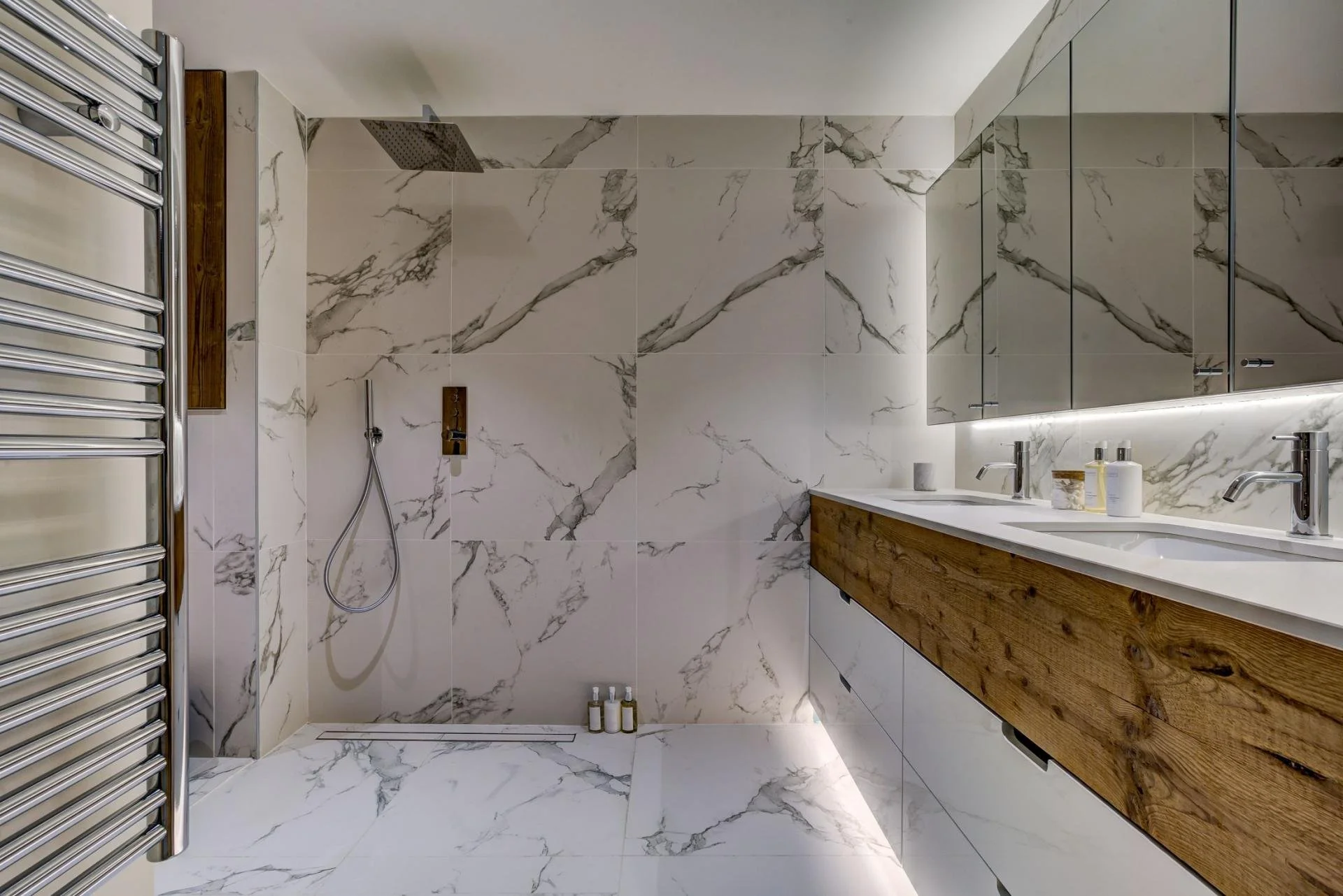 Chalet Constantia - Bathroom 2.jpg