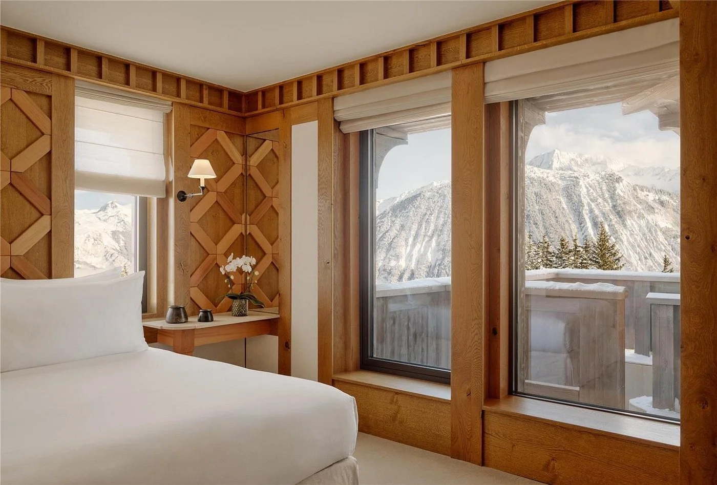 AMAN Le Melezin - Room 3.jpg