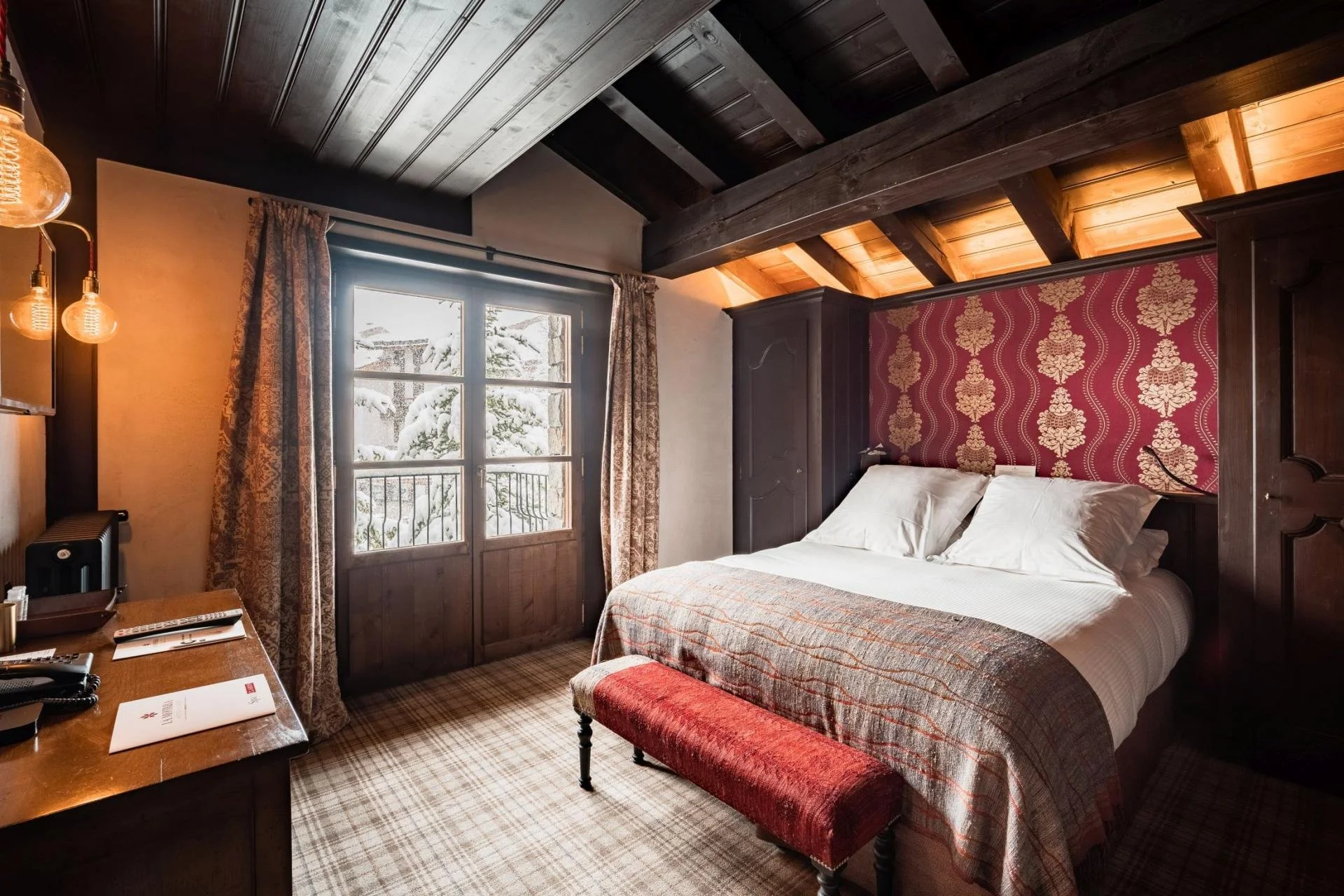 Chalet Ebene - Room 5.jpg