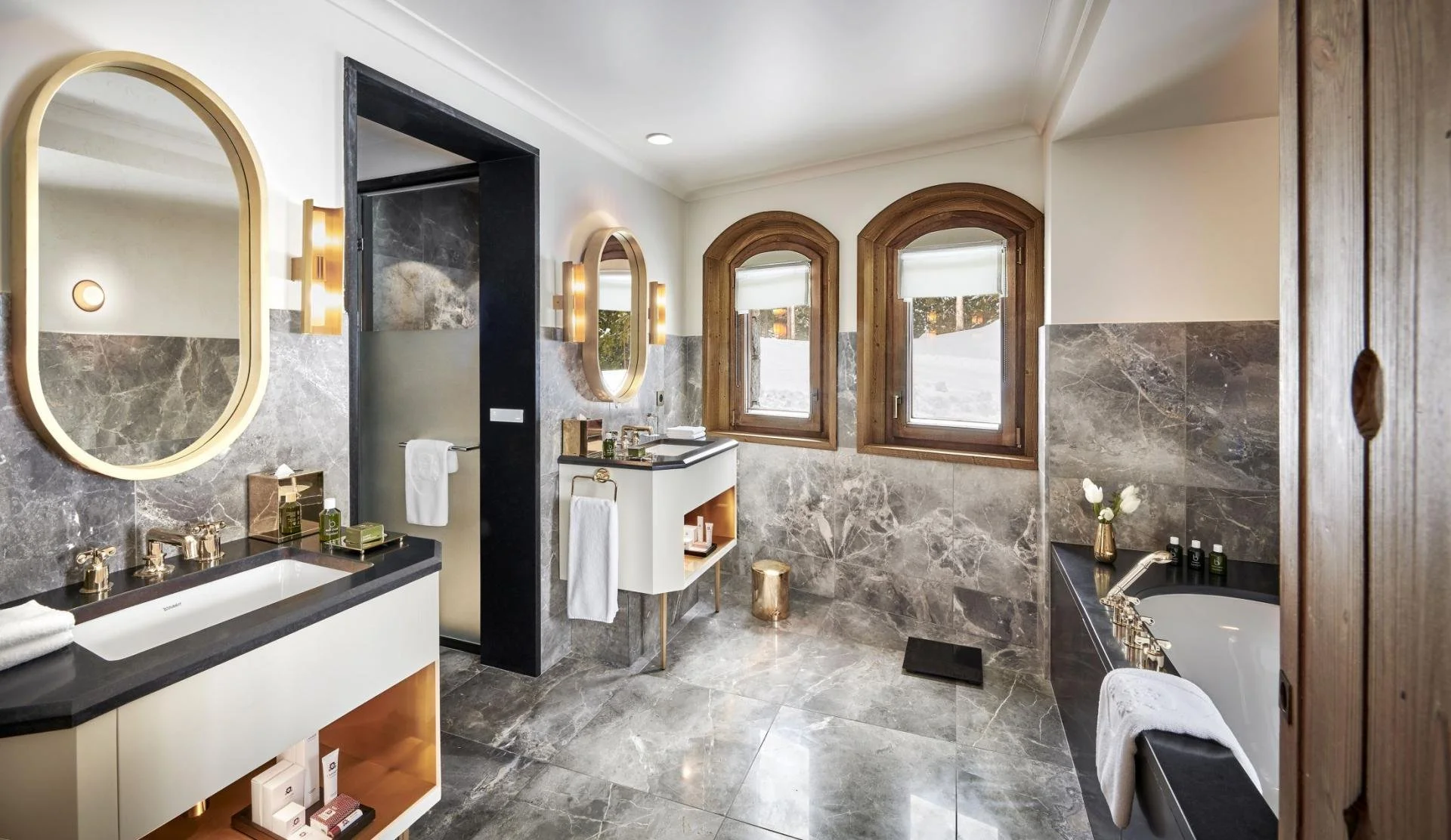 Chalet Alpensia - Bathroom.jpg