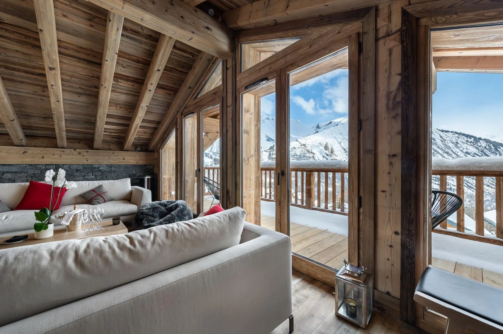 Chalet Pure Black Crystal - Living Room 4.jpg