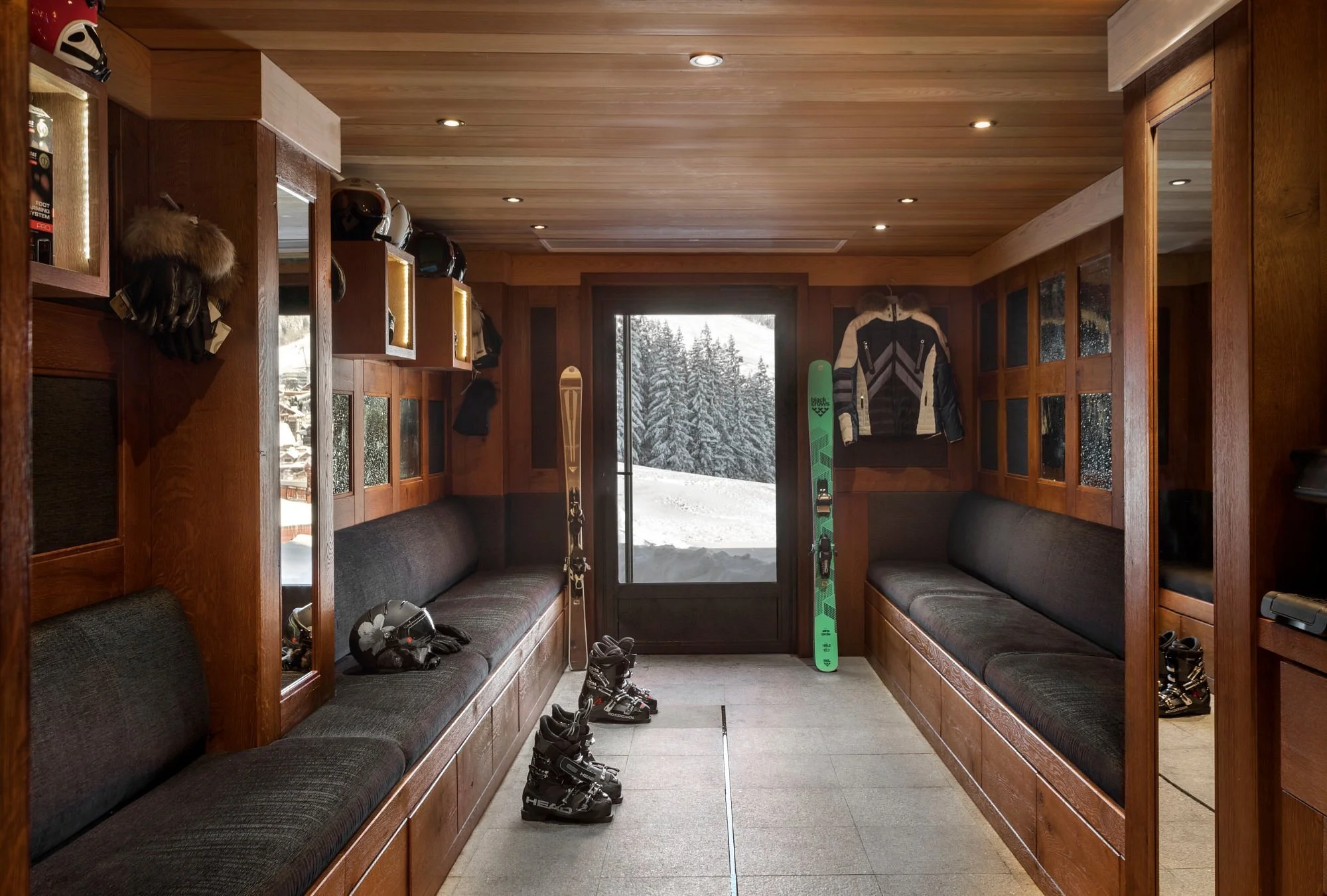 AMAN Le Melezin - Ski Room.jpg