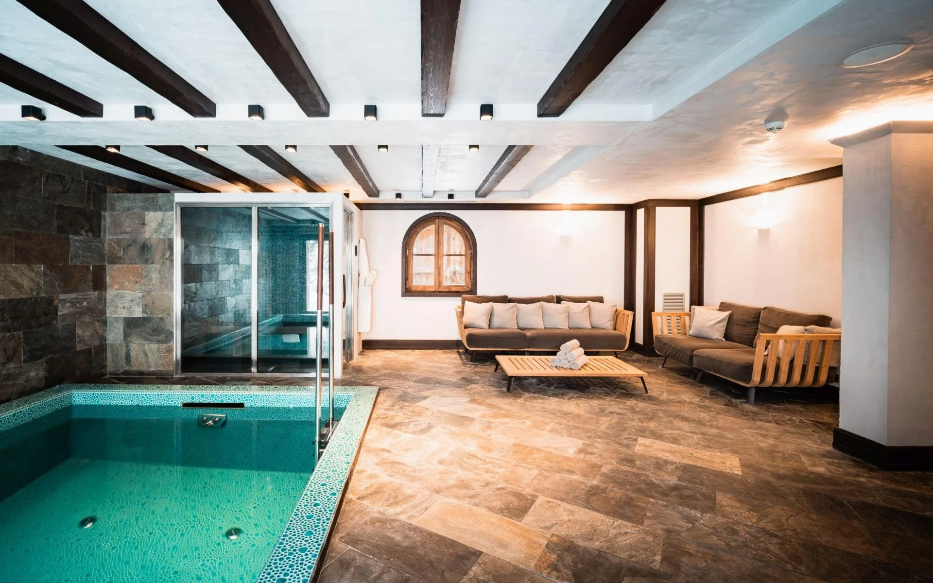 Chalet Ebene - Spa 2.jpg