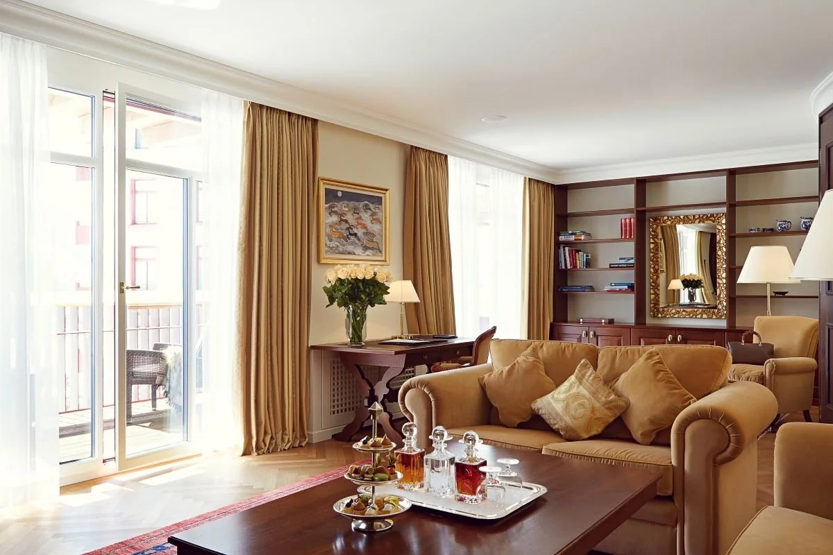 Badrutt's Palace - Suite 3.jpg