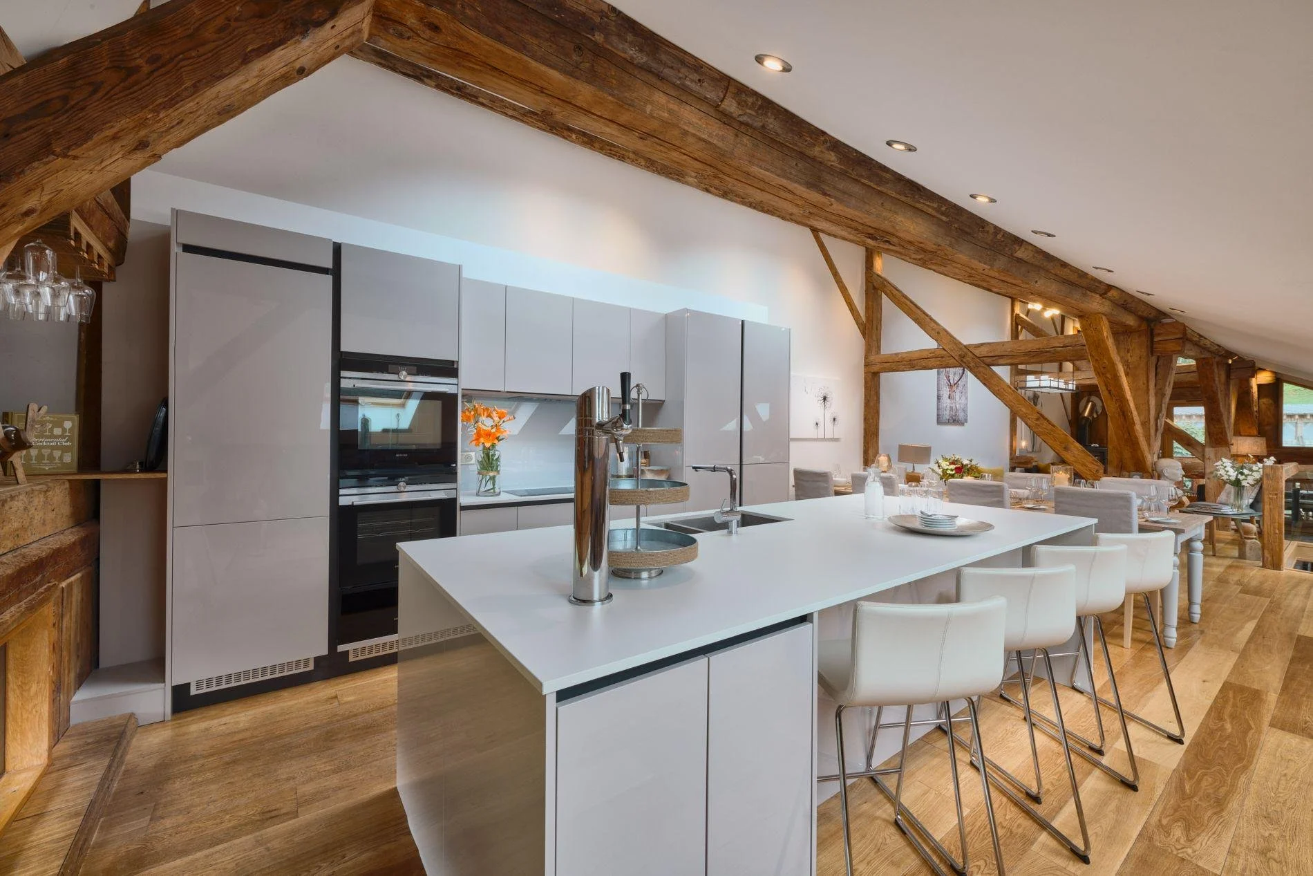 Chalet 46 - Kitchen.jpg