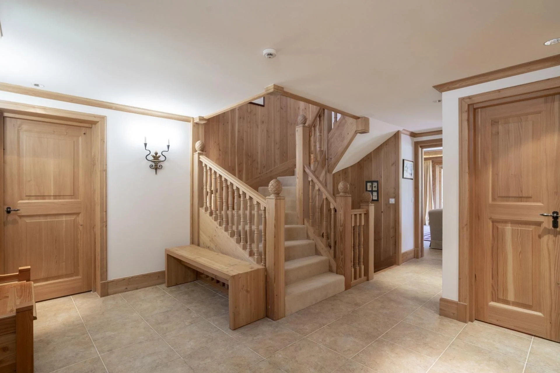 Chalet Foret - Hallway.jpg