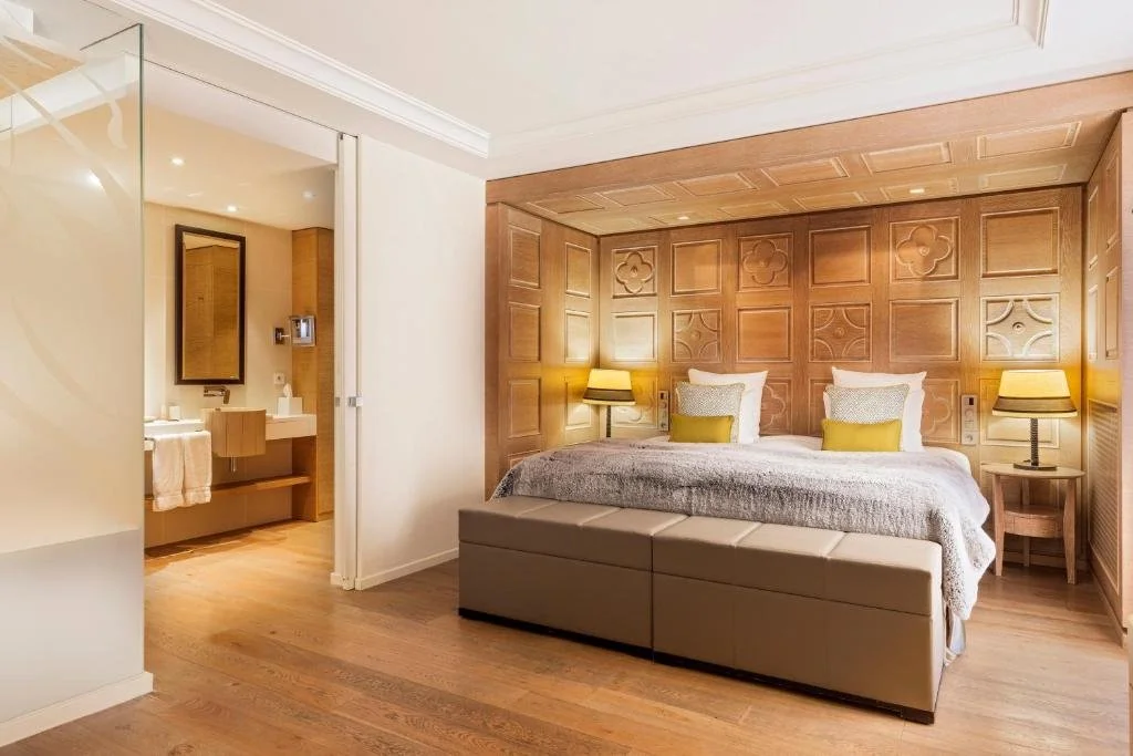 Hotel Mont Blanc Chamonix - Room 4.jpg