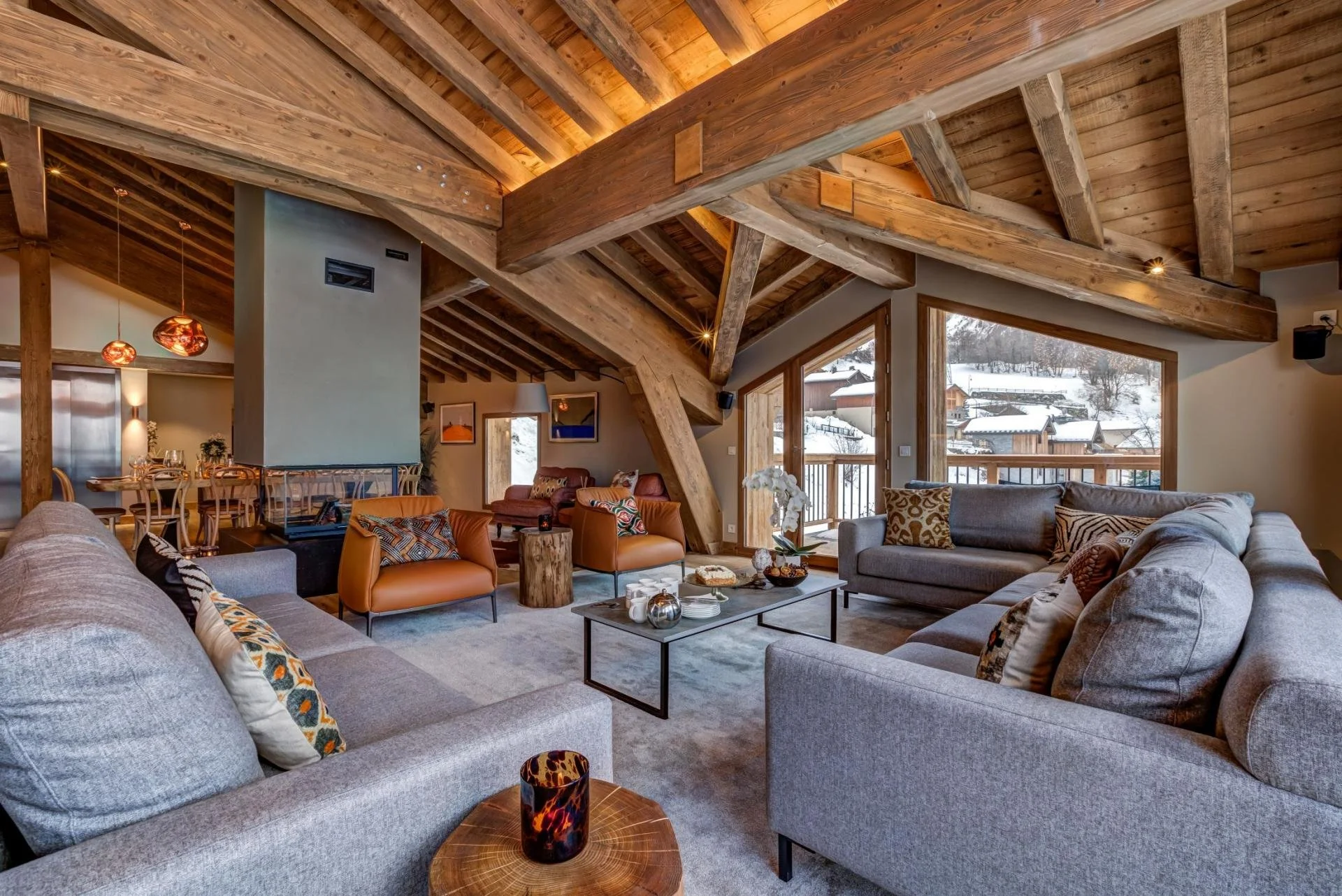 Chalet Constantia - Living Room 2.jpg