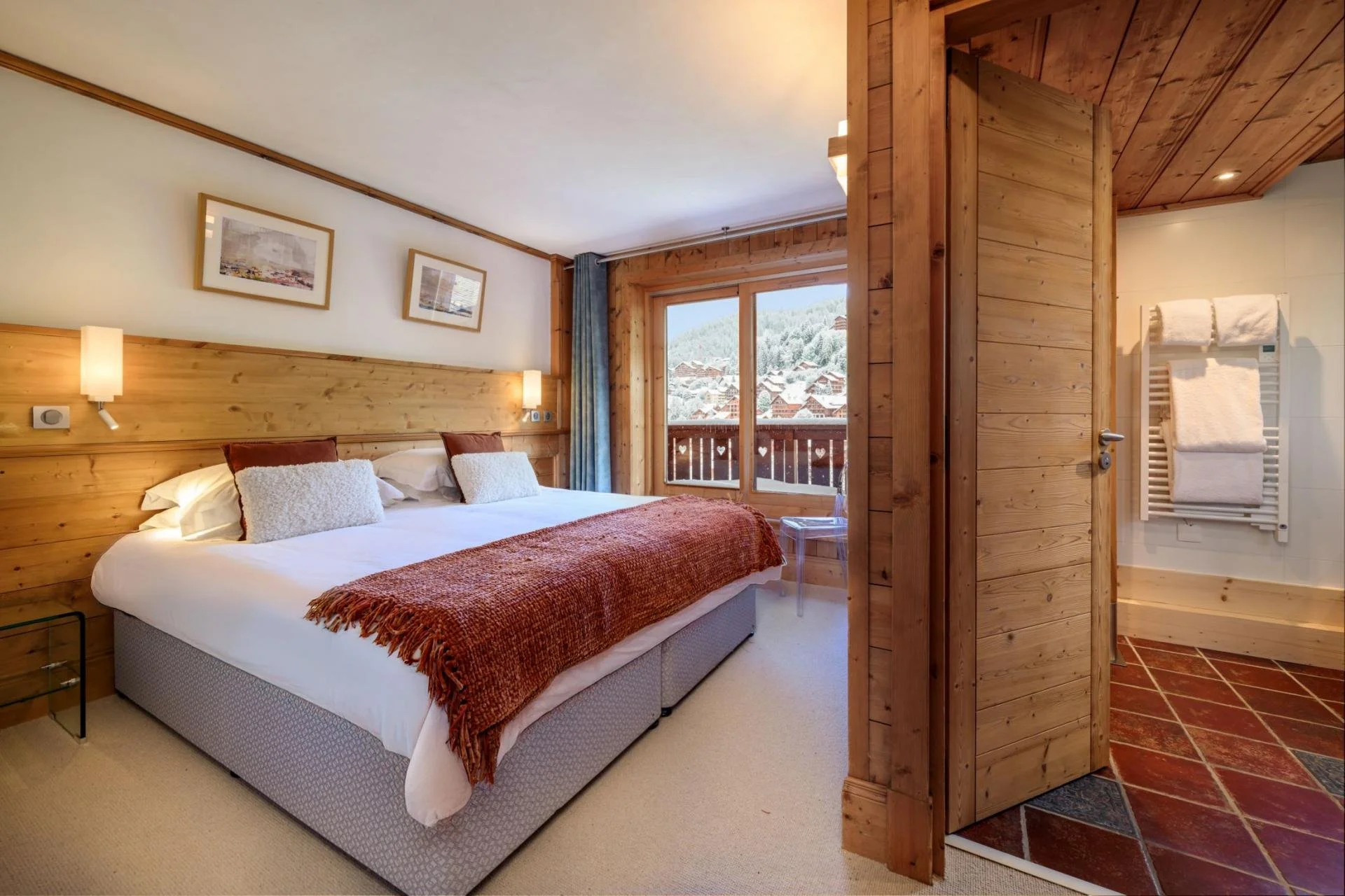 Chalet Indiana - Room 3.jpg