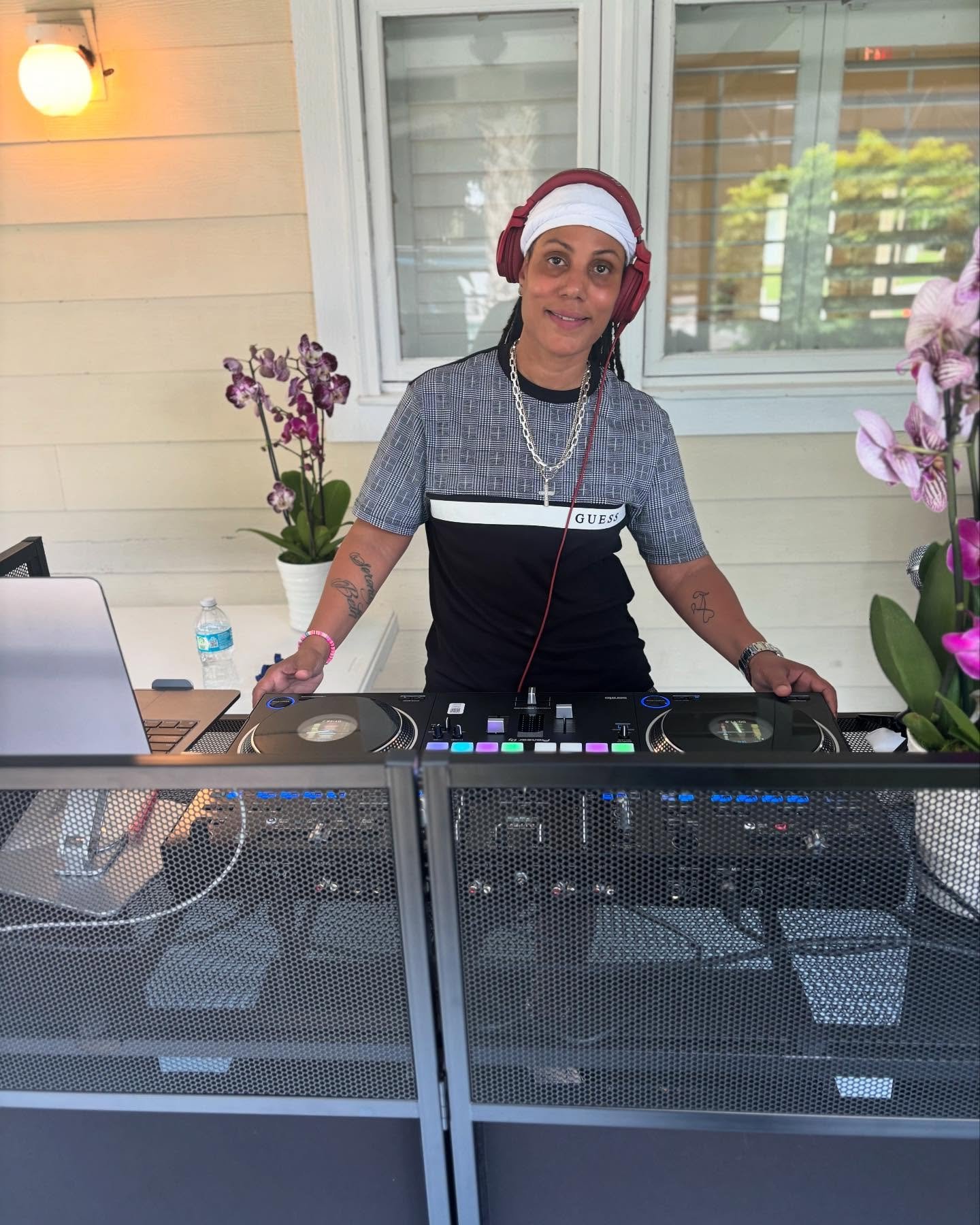 Residents gathered for a joyful afternoon of music, yard games, delicious food, and meaningful connection as they celebrated the completion of a major campus renovation. The highlight? A visit from some adorable furry friends who brought smiles, cudd