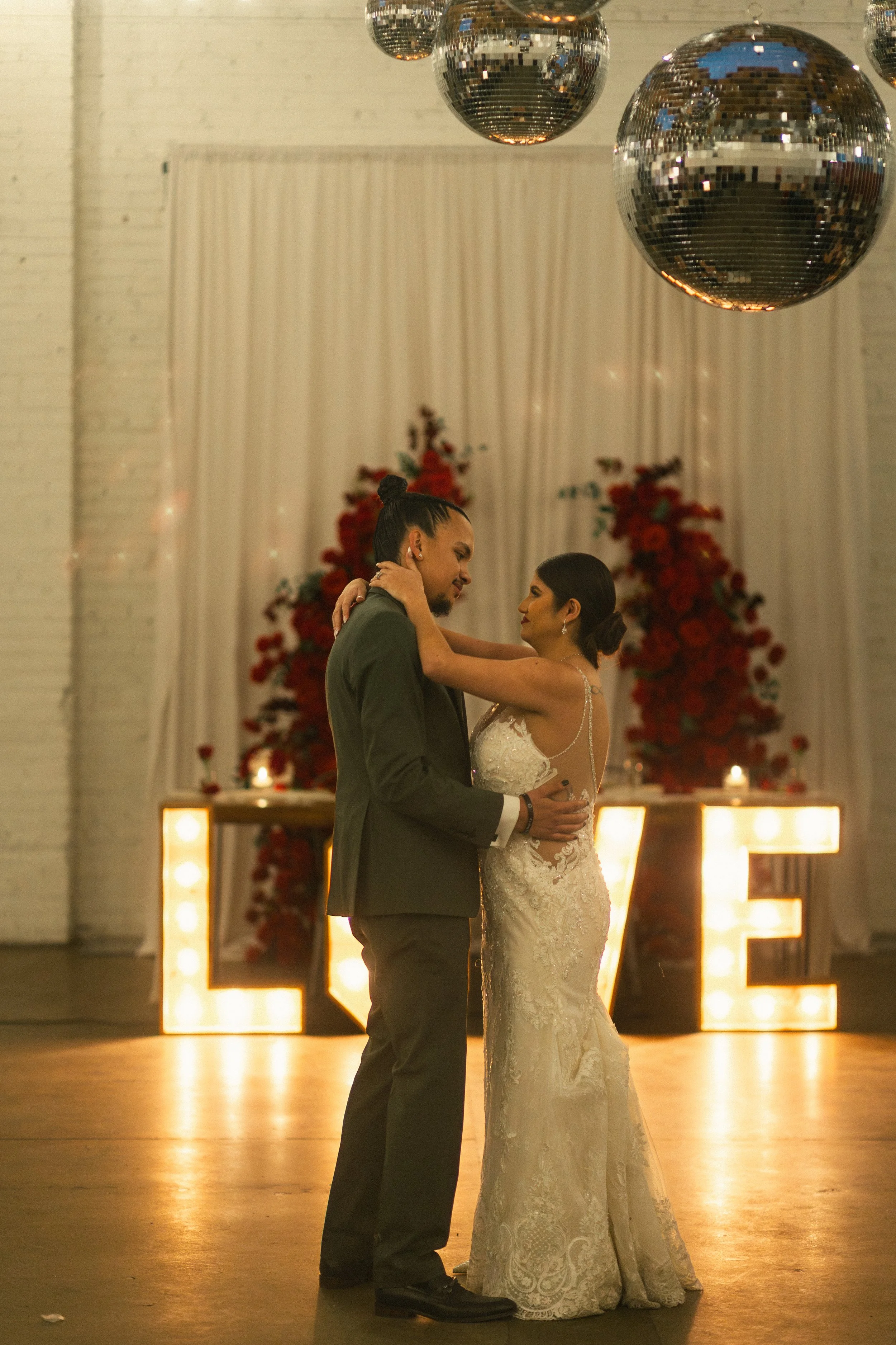 CR1A5595-02.14.2026-IsaiahandDana 2.JPG