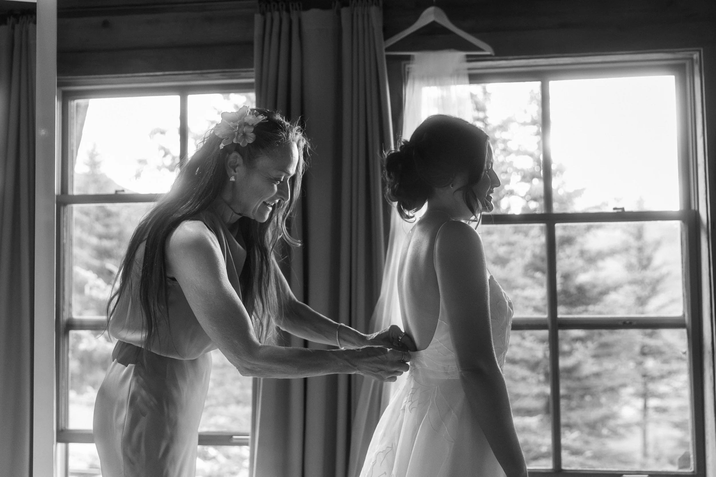 A bride getting ready for a wedding in Crested Butte, Colorado