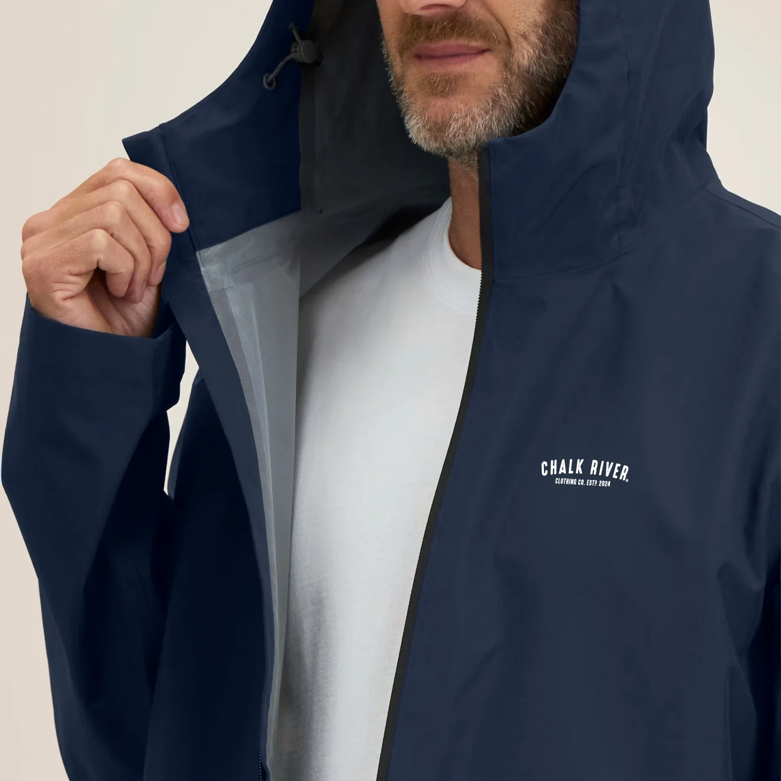 STJM290_Chalk River Rain Jacket_Navy_Collar.jpg