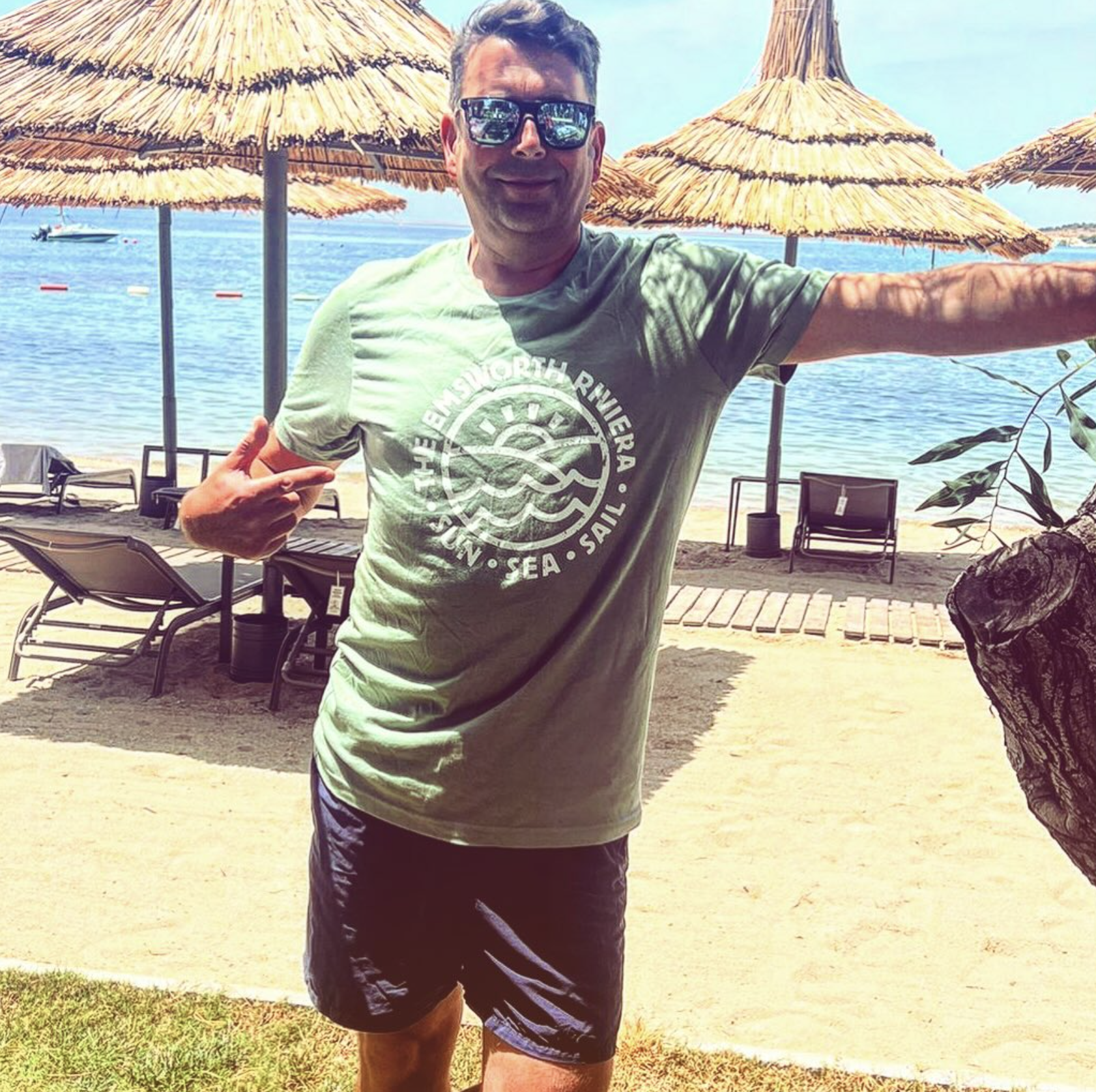 Chalk River TShirt Summer Holiday.png