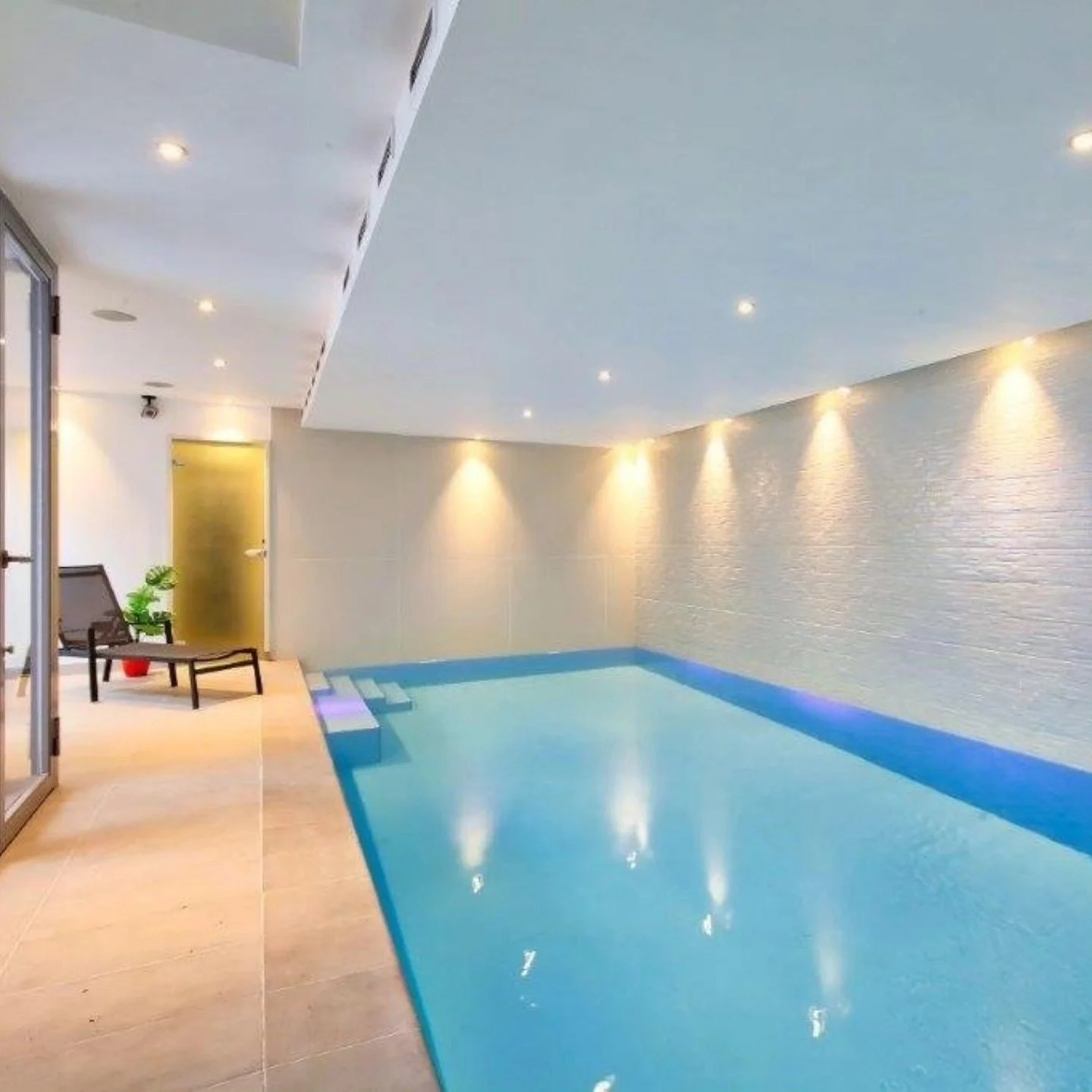 Can't stop dreaming about that special space in your home? Neither can we. We offer a number of bespoke rooms including pools, cinema rooms, cellars, specialist workshops, garages, steam rooms, gas and wood stoves, and more! Contact us to discuss you