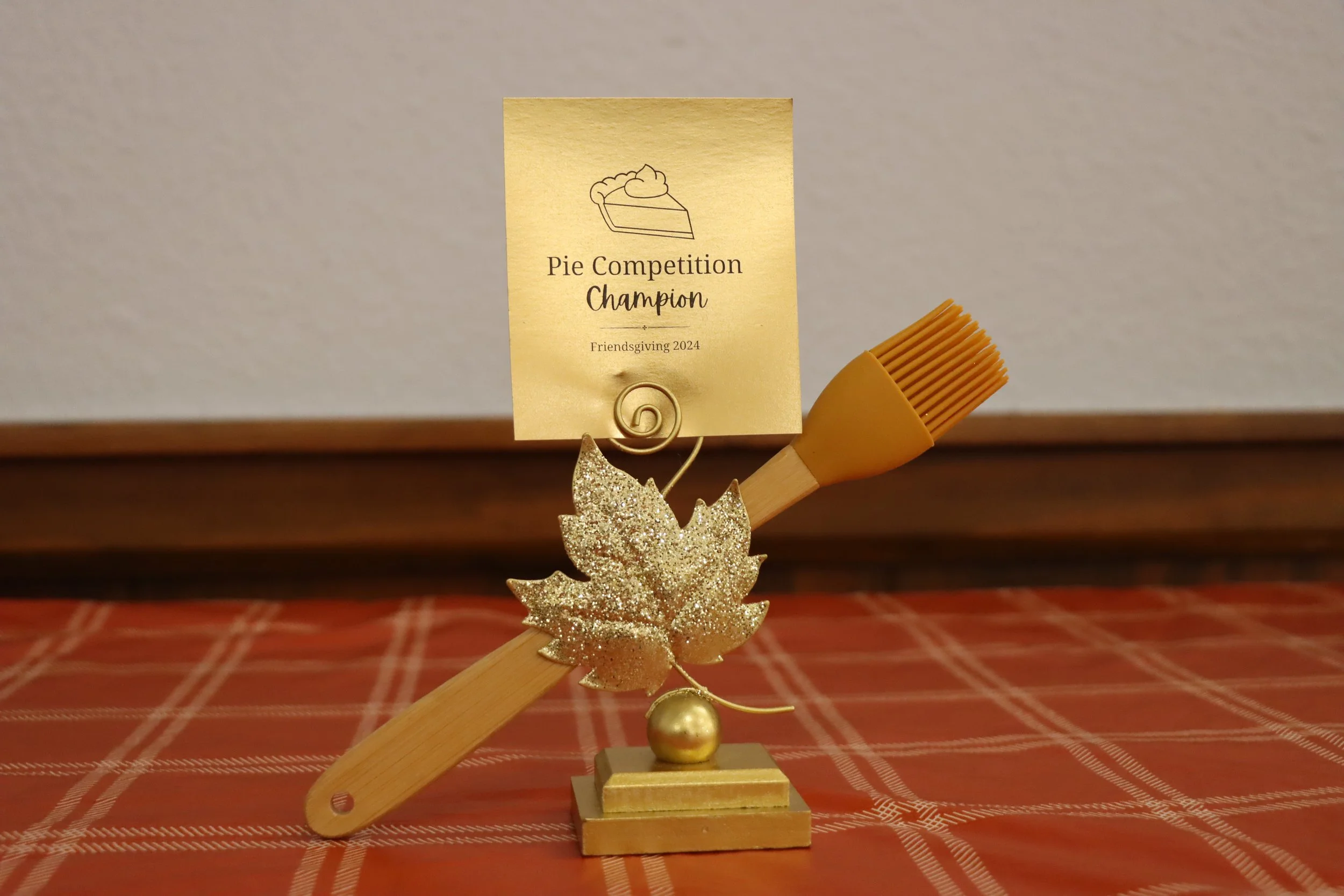 Friendsgiving Pie Contest