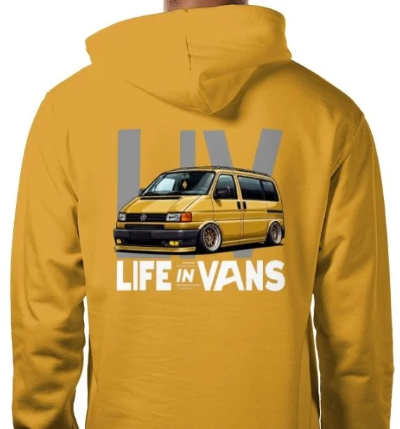 Screenshot_22-4-2026_135927_www.tshirtstudio.com.jpeg