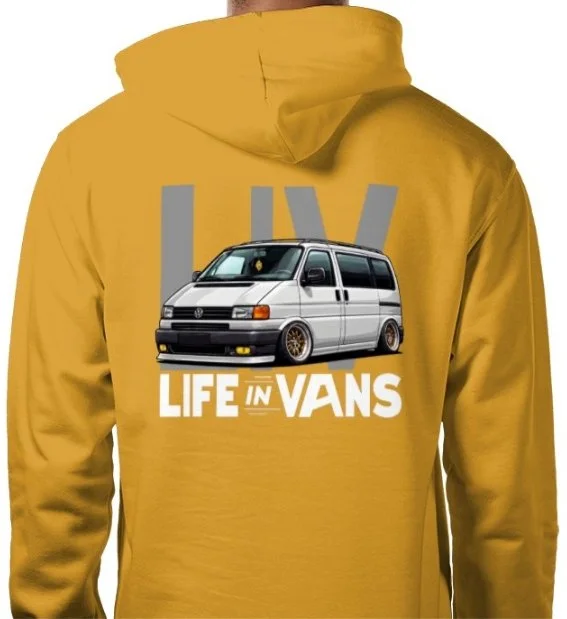 Screenshot_22-4-2026_122259_www.tshirtstudio.com.jpeg