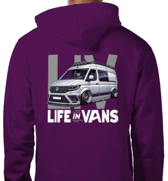 Screenshot_22-4-2026_164217_www.tshirtstudio.com.jpeg