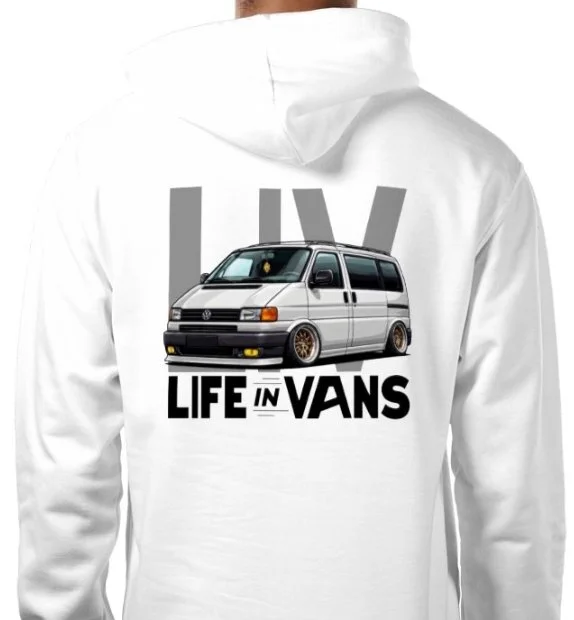 Screenshot_22-4-2026_122149_www.tshirtstudio.com.jpeg