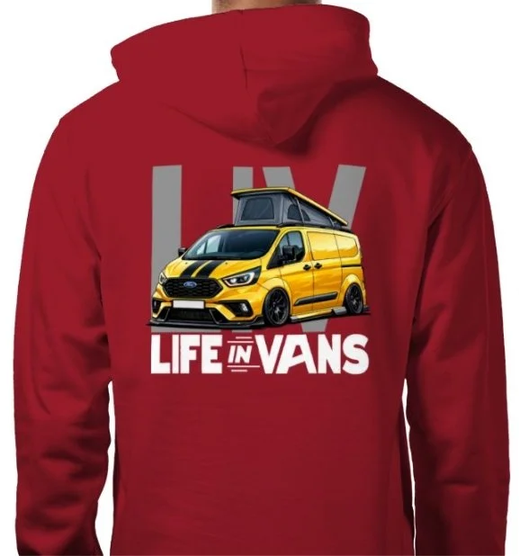 Screenshot_22-4-2026_11212_www.tshirtstudio.com.jpeg