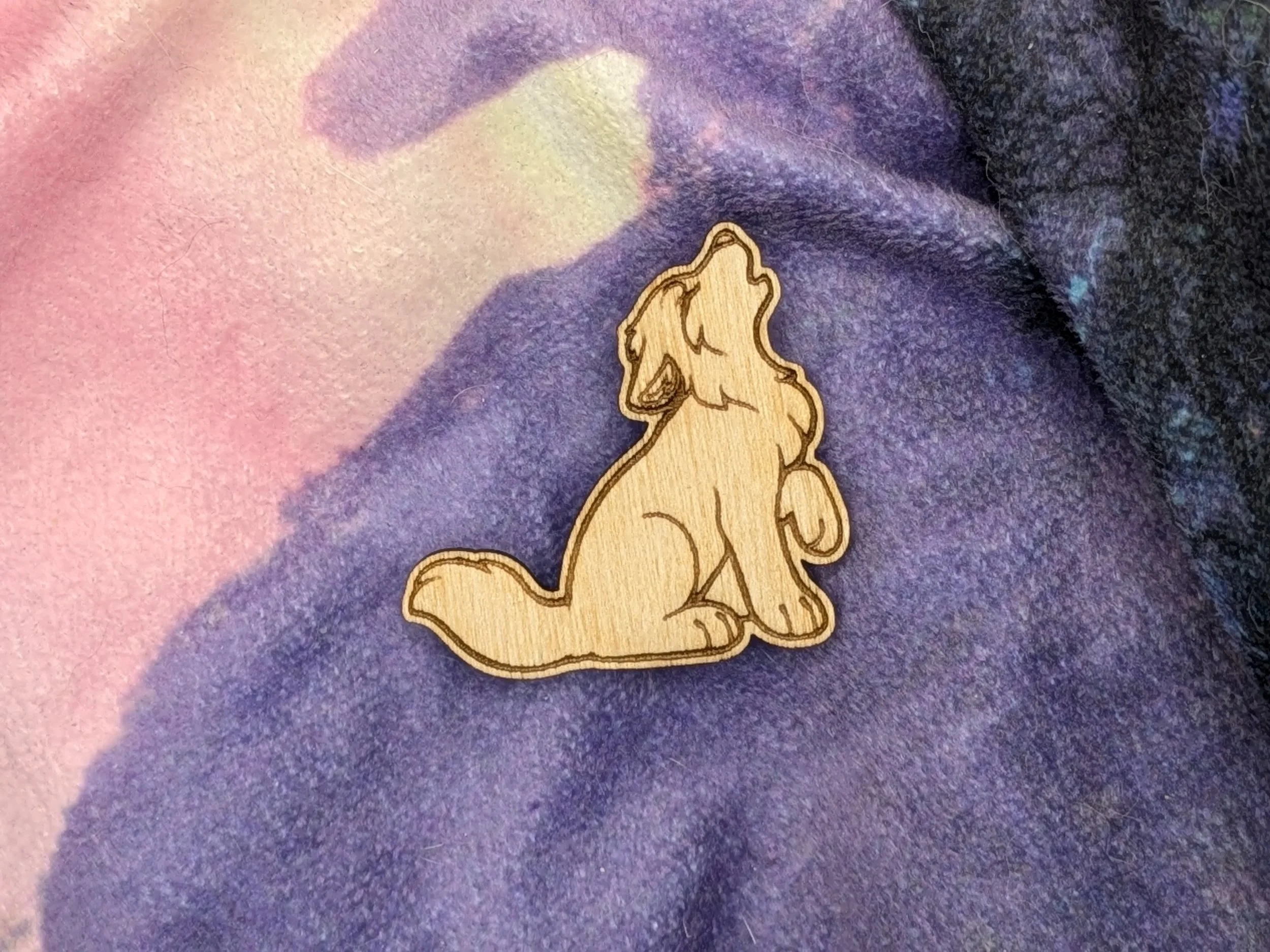 Wolf Body Pin