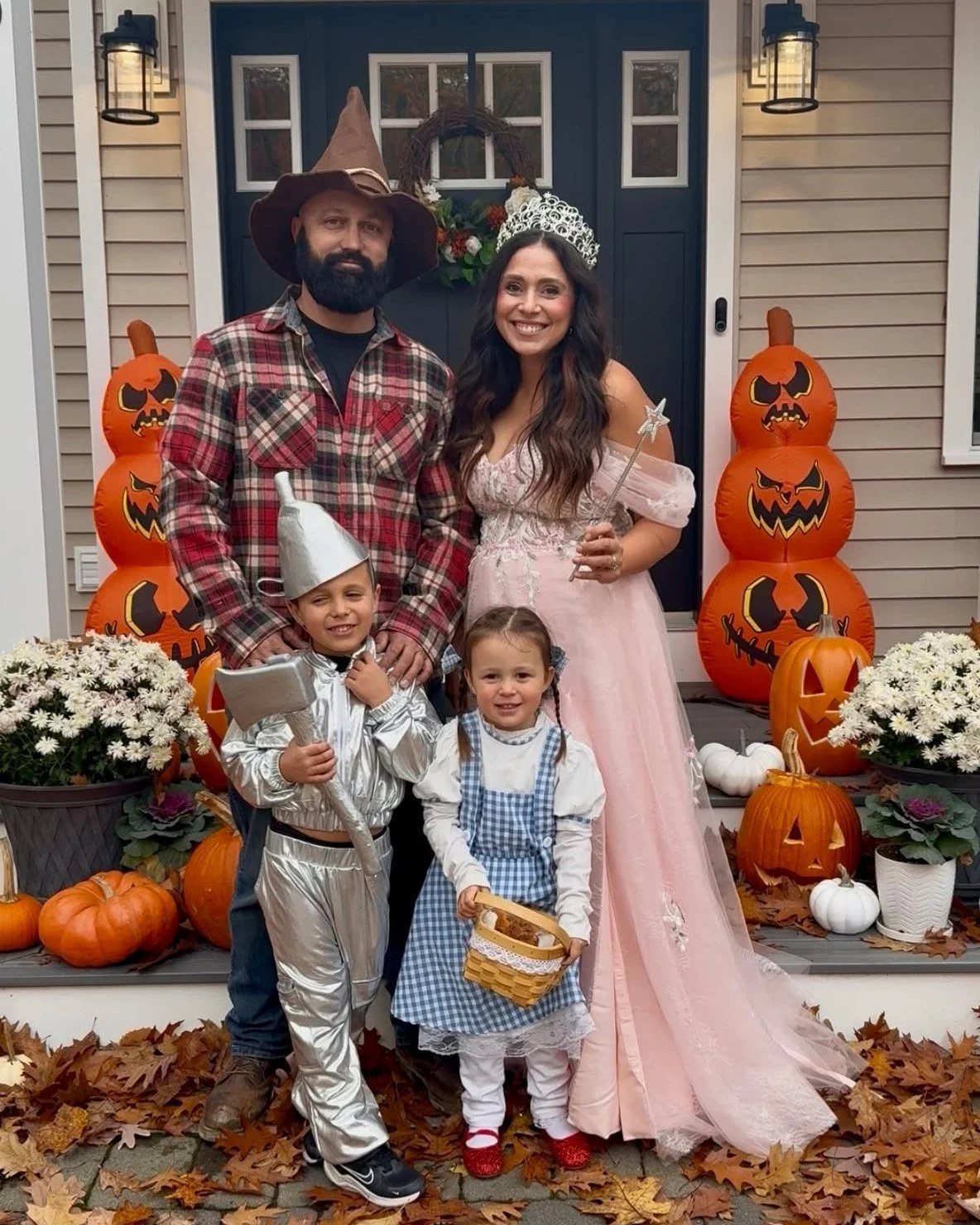 Fun Facts About Me 😄

1. I&rsquo;m a proud mom of two amazing kids: Mason who is 6 and Mila, who will be 4 this December.

2. My son Mason is my sensitive, kind-hearted boy who loves trucks and doing everything with his dad. He&rsquo;s in his third 