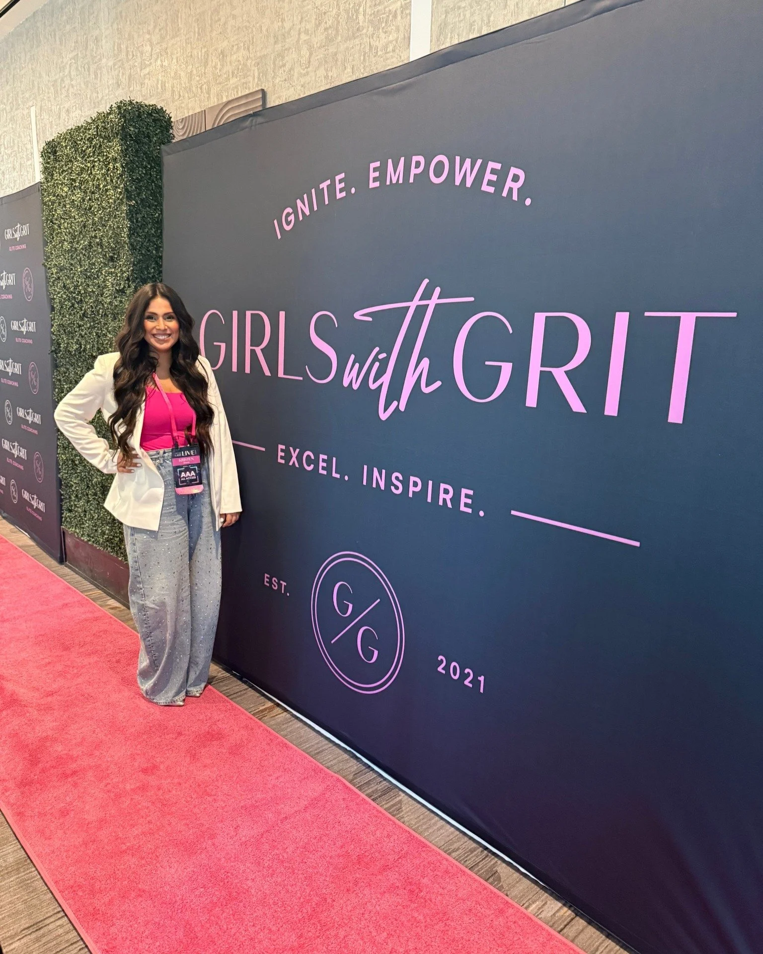 What actually changes your life is usually not what happens in the big moment, but what you decide to keep doing after it.

I recently went to Austin for a real estate conference with some very incredible women.

Three full days of learning, conversa