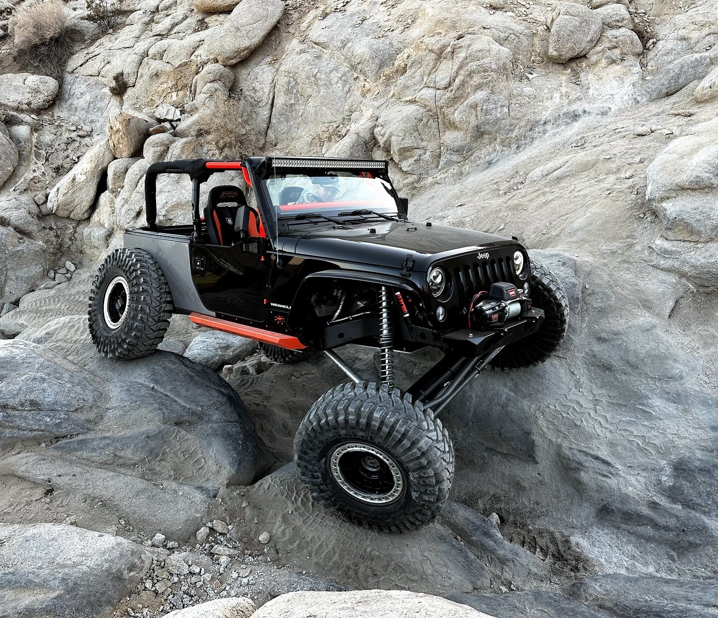 This time last year @danberry6022 build was getting all the final touches and ready for @ultra4racing. #ddrivr2.0 #jkontons #divergentmotorsports