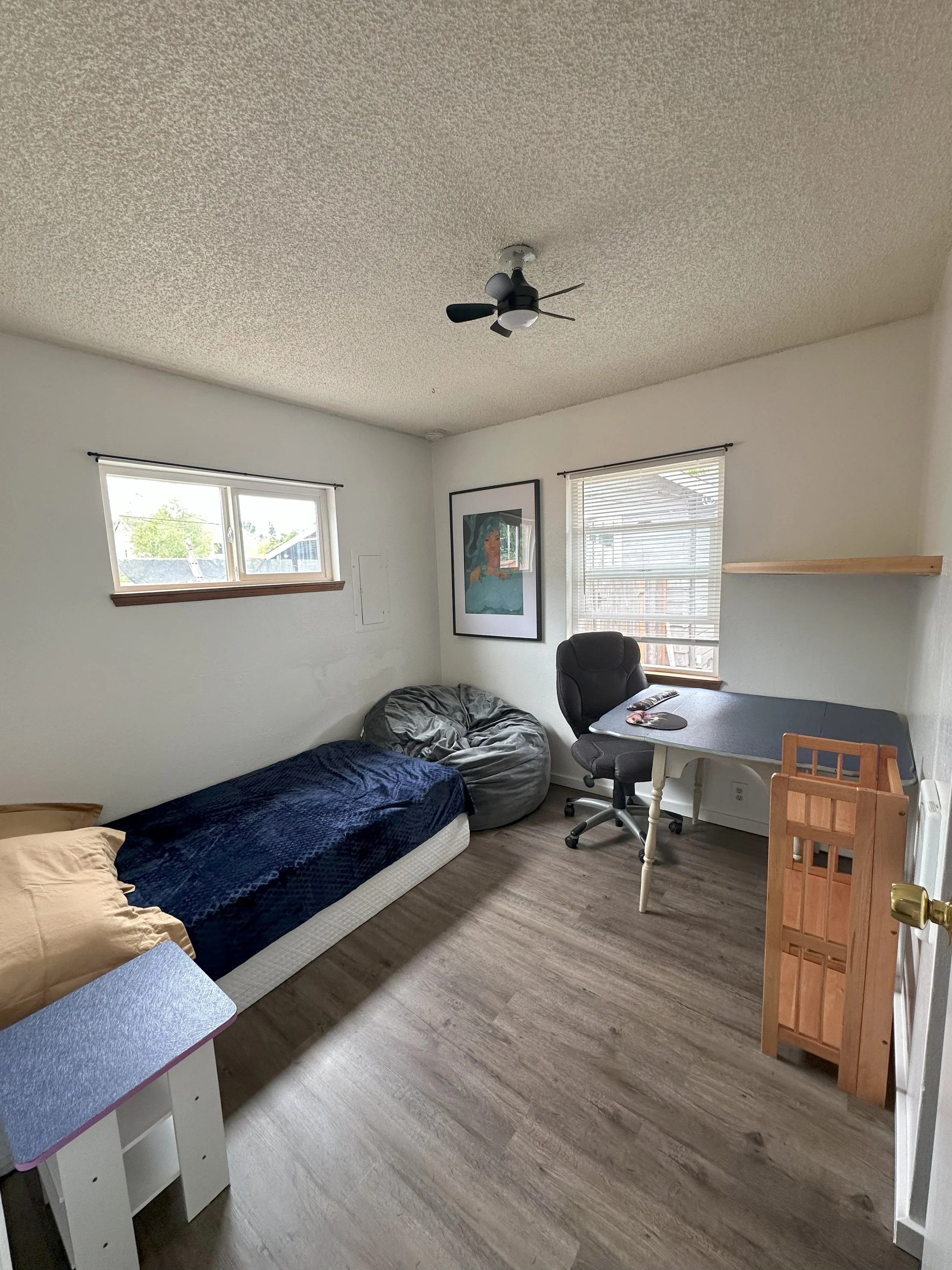 Room set up and office and guest bed